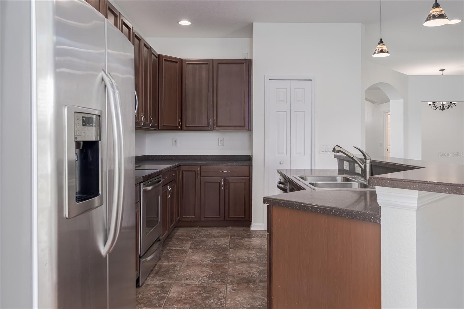 Image 11 of 32 For 11319 82nd Street E
