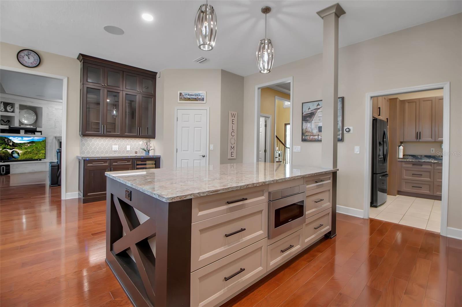 Image 36 of 100 For 1822 97th St Nw
