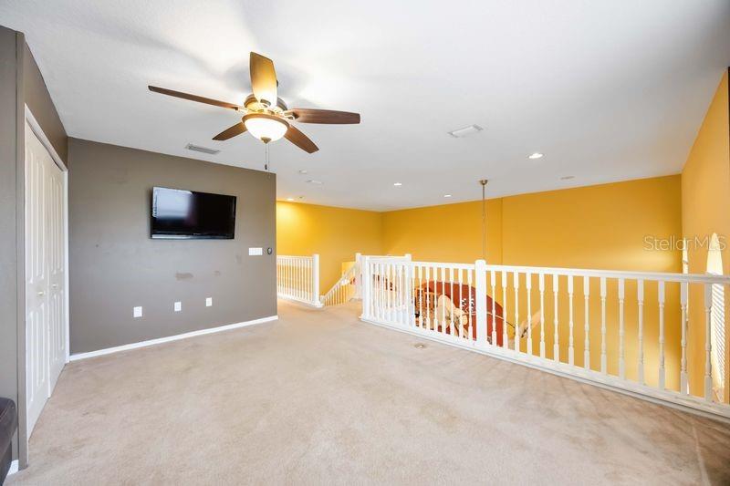 Image 18 of 39 For 4127 Middle River Terrace