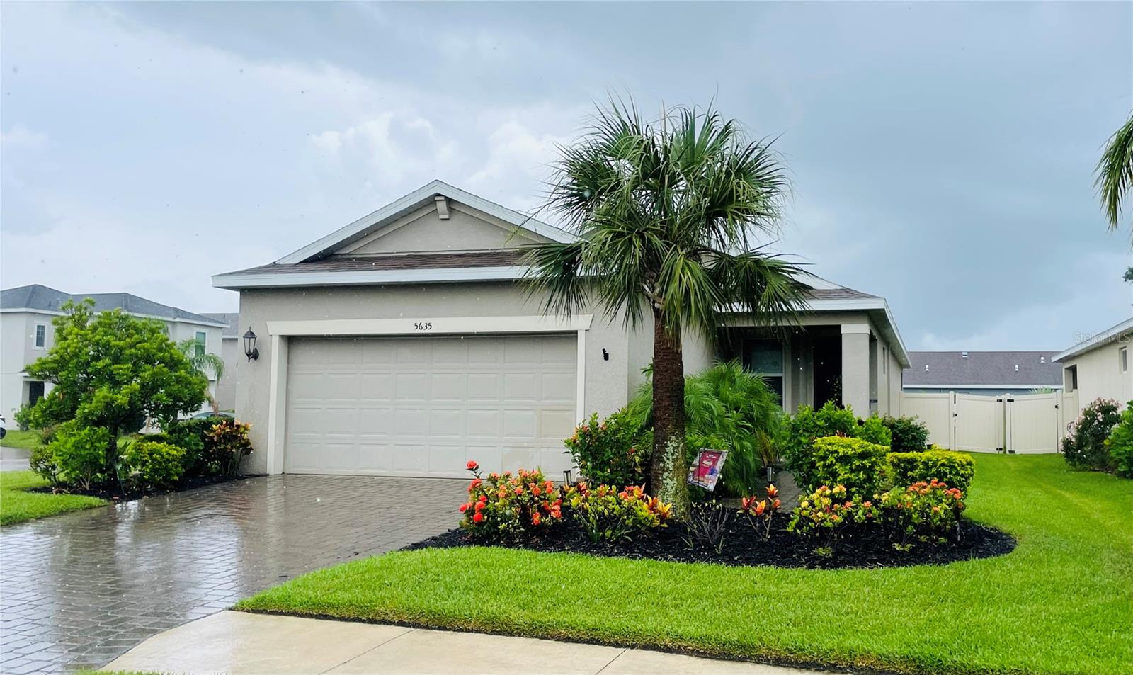 Details for 5635 Los Robles Court, PALMETTO, FL 34221