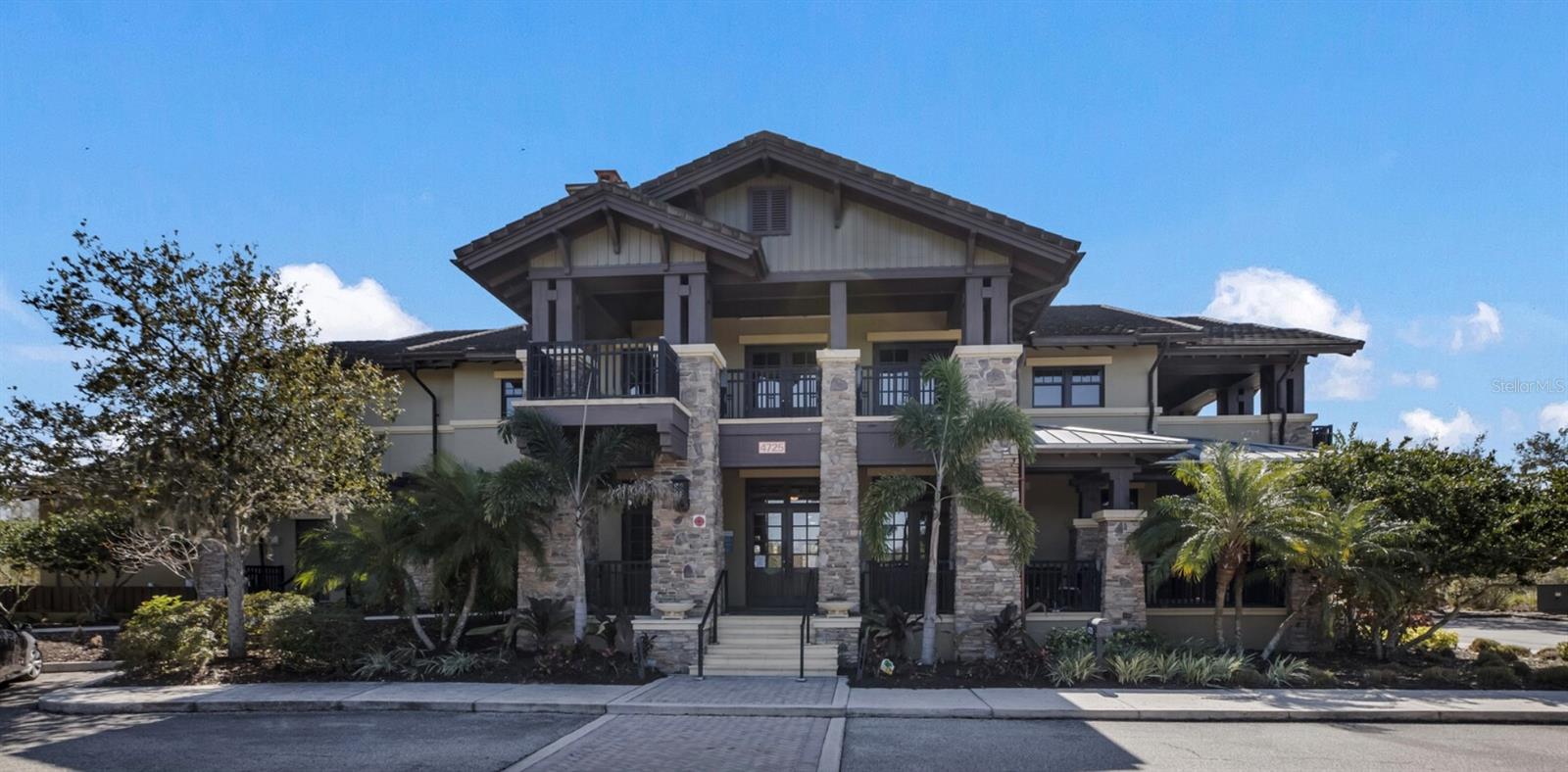 Image 21 of 26 For 5635 Los Robles Court