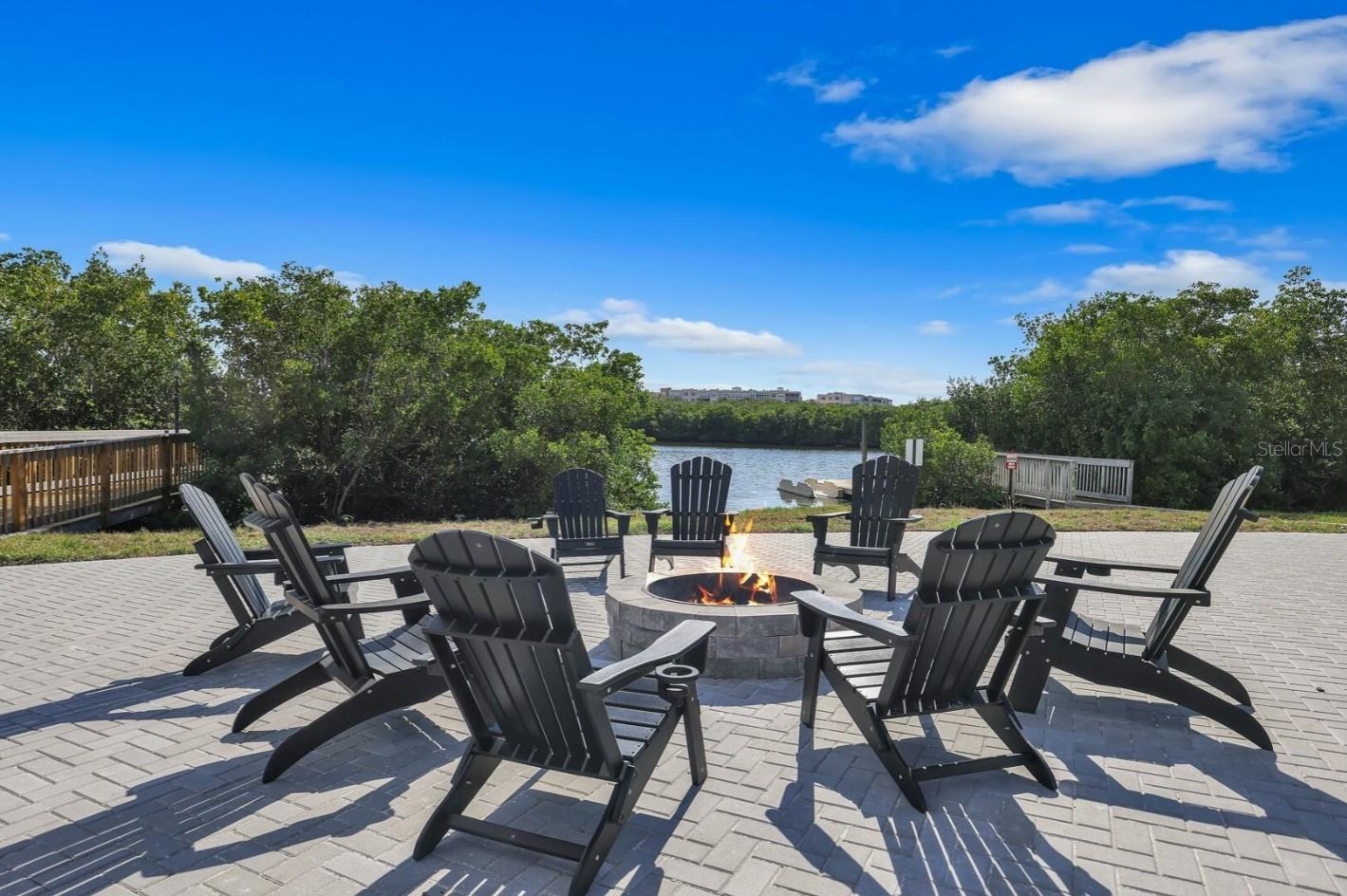 Image 19 of 20 For 9988 Key Haven Road