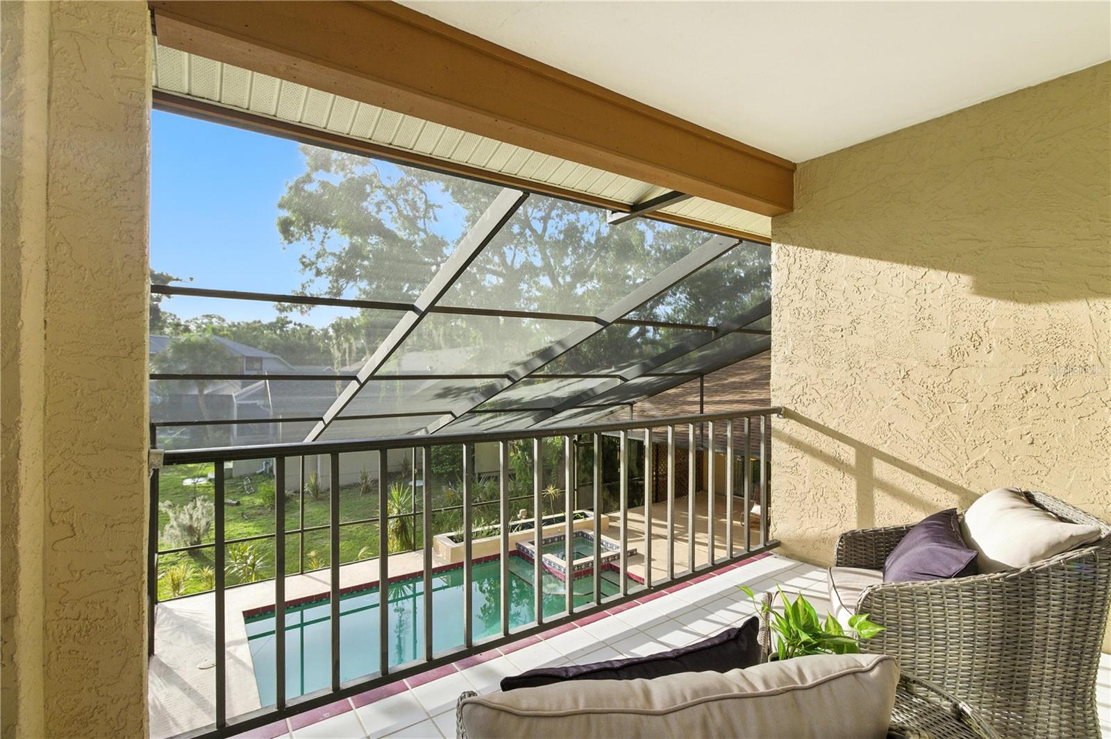 Image 22 of 37 For 832 Harrowood Court