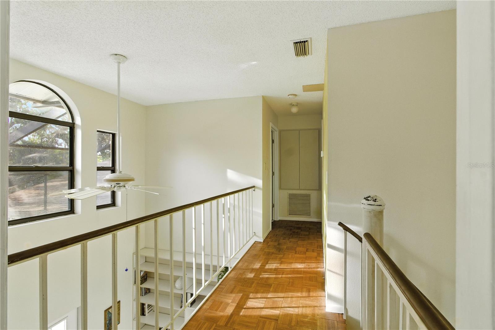 Image 23 of 37 For 832 Harrowood Court