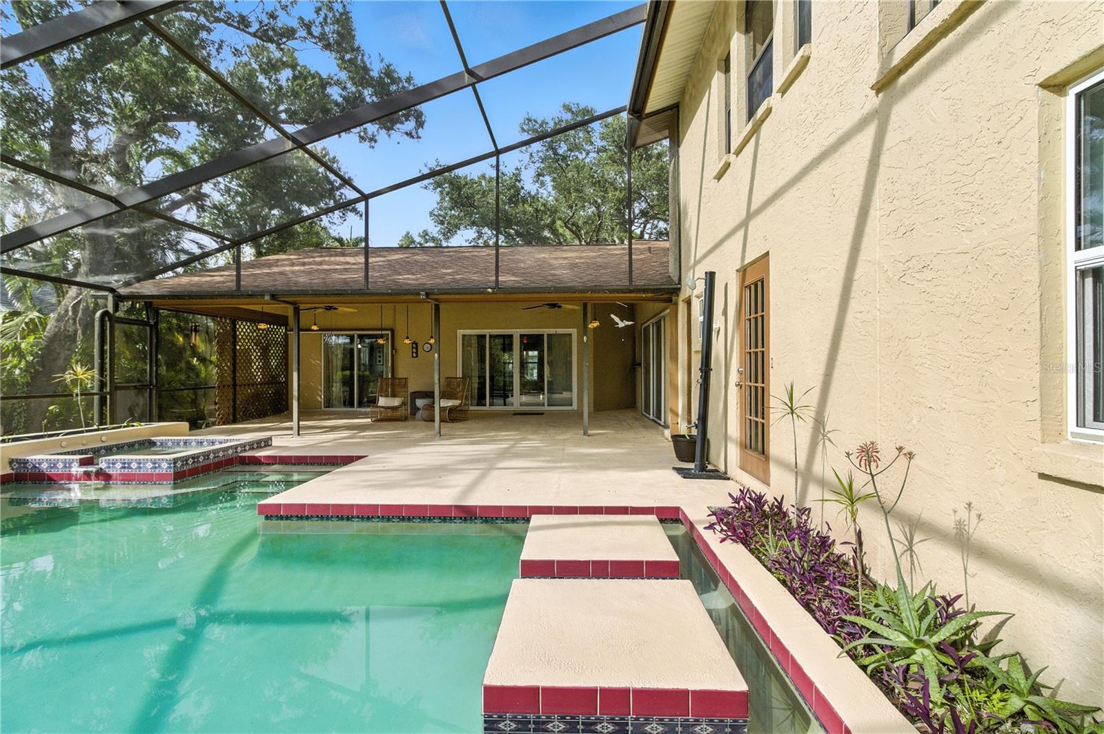 Image 28 of 37 For 832 Harrowood Court