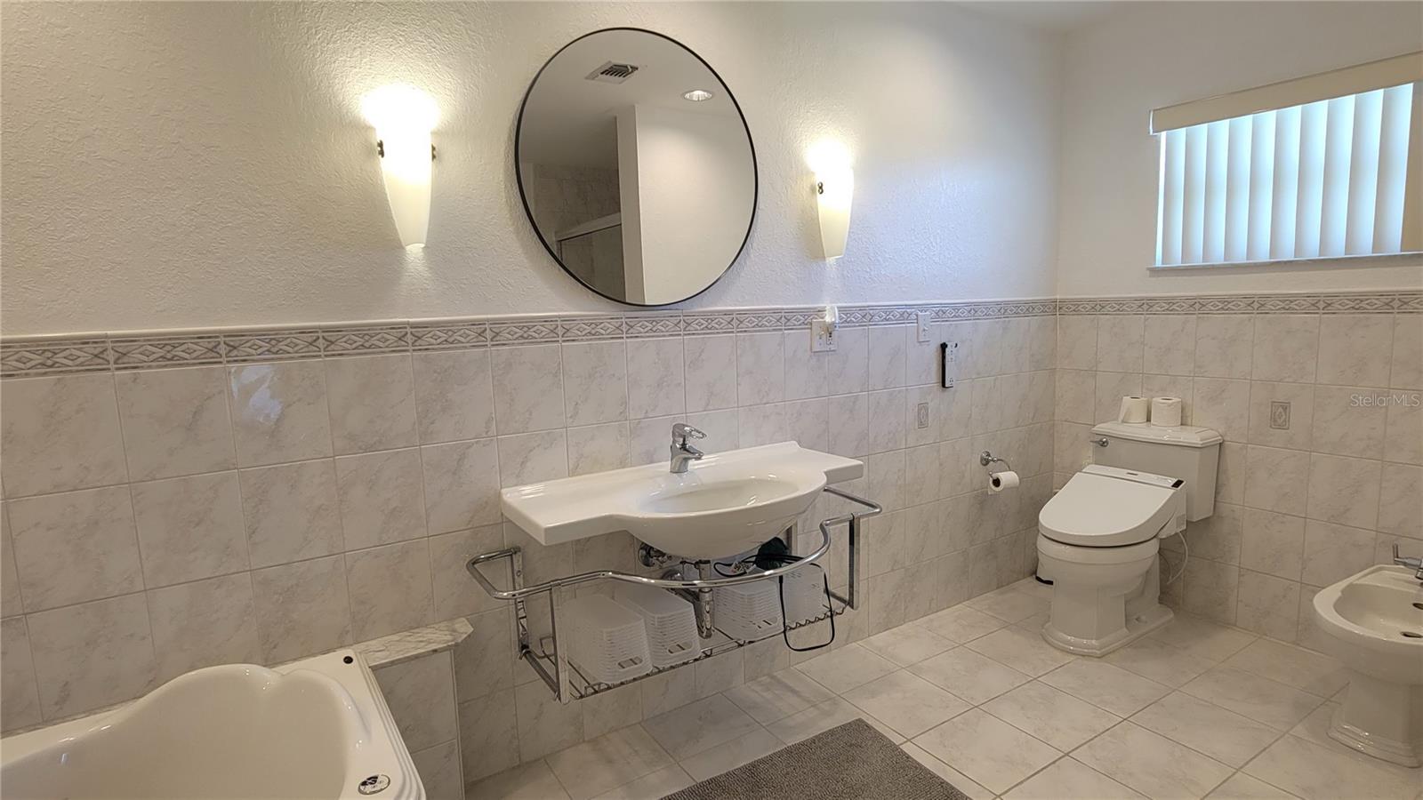 Image 8 of 16 For 3631 Avenida Madera