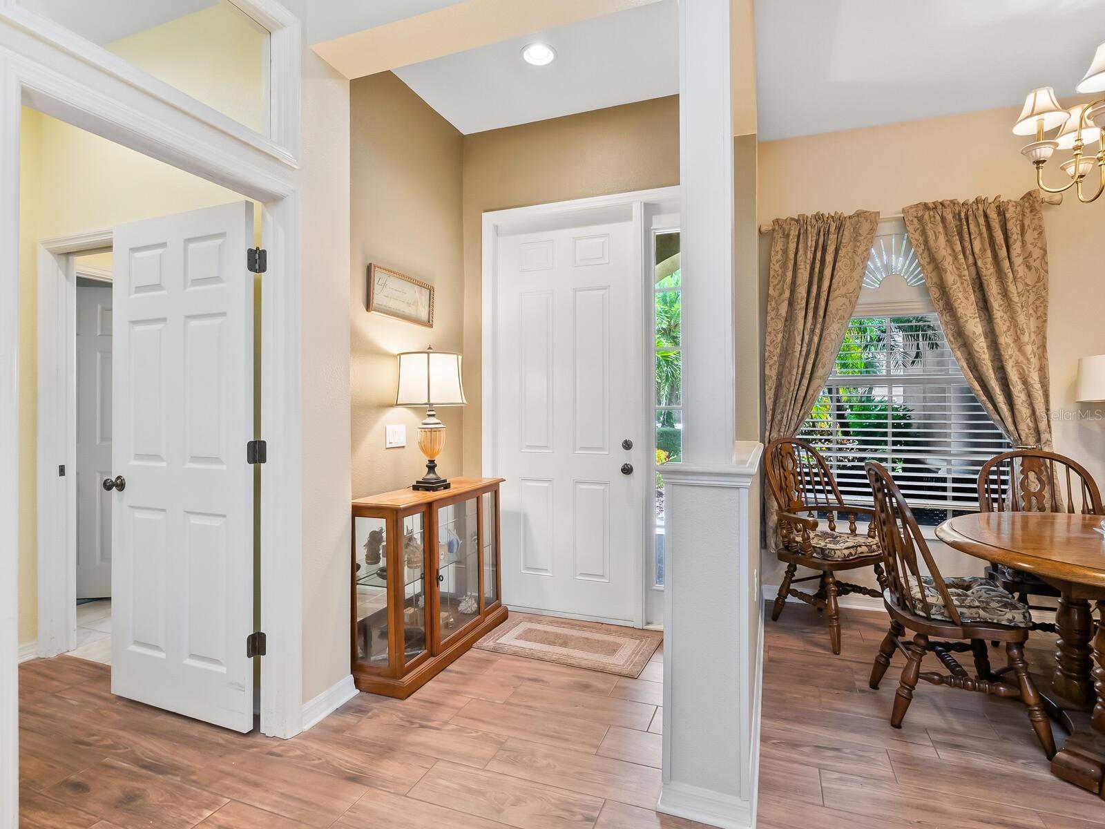 Image 10 of 55 For 280 Dahlia Court