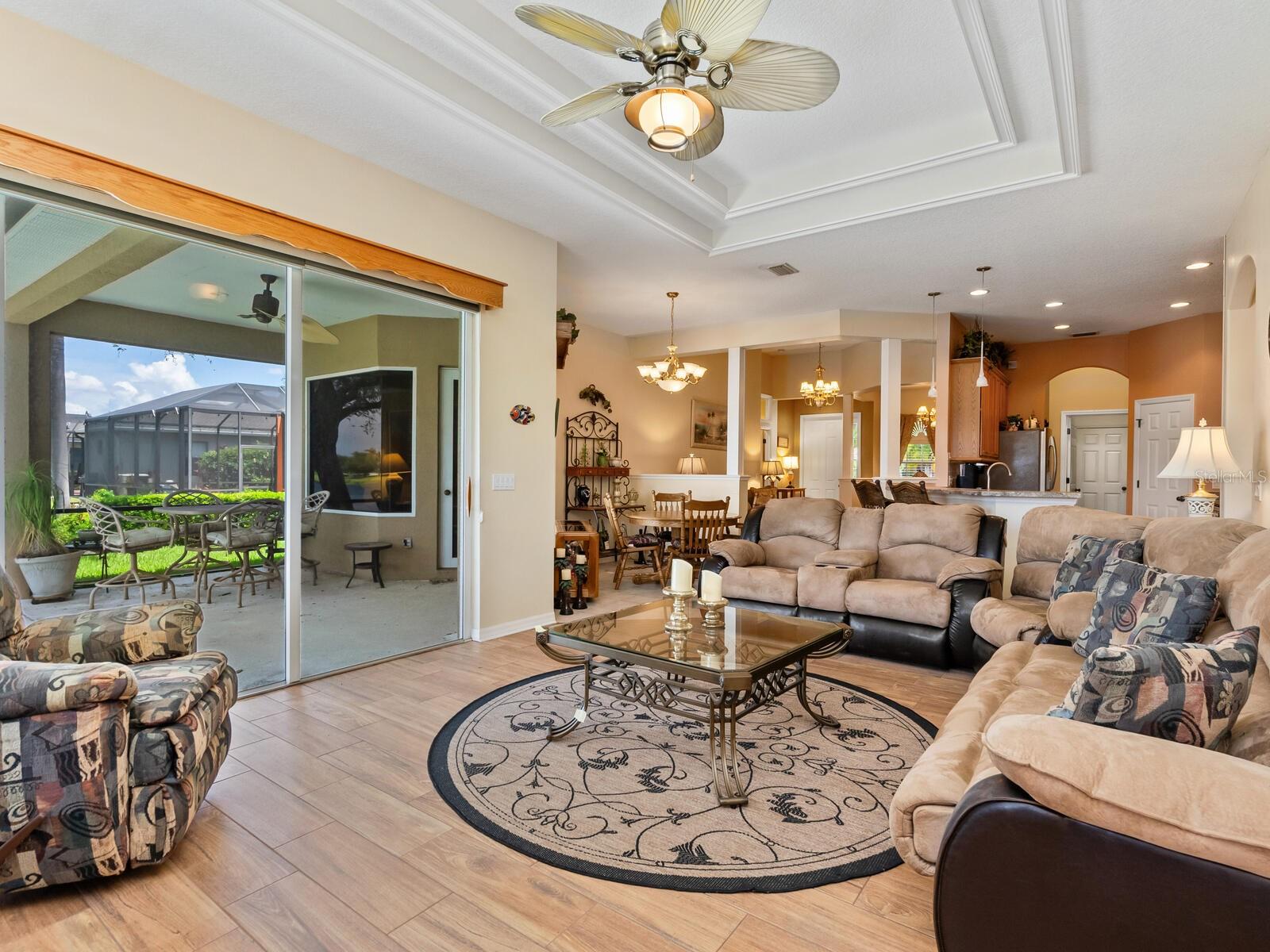 Image 16 of 55 For 280 Dahlia Court