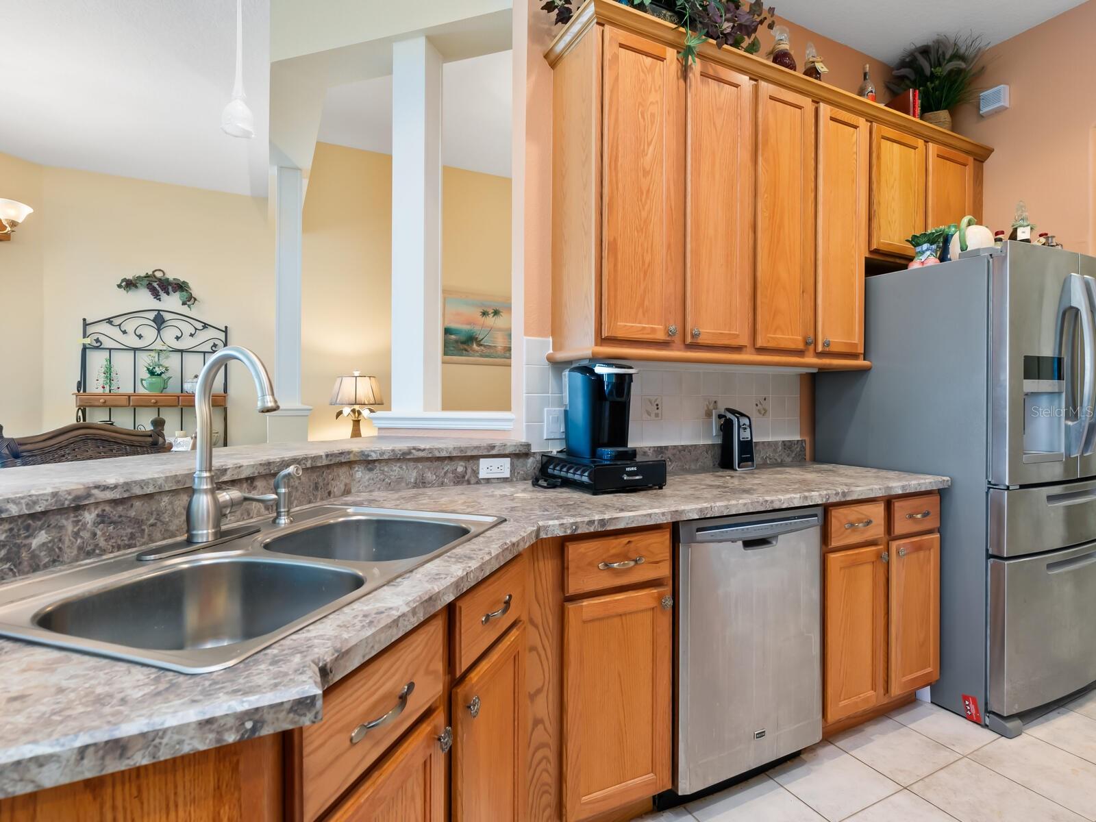 Image 19 of 55 For 280 Dahlia Court