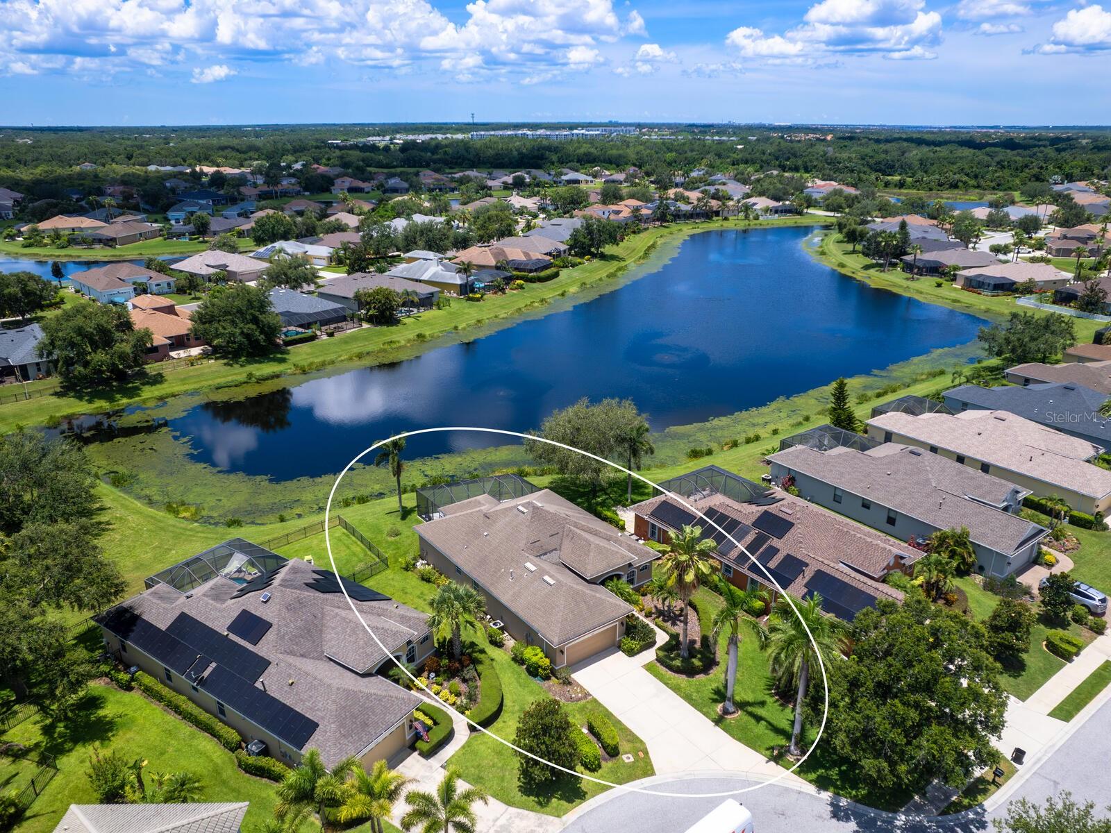 Image 2 of 55 For 280 Dahlia Court