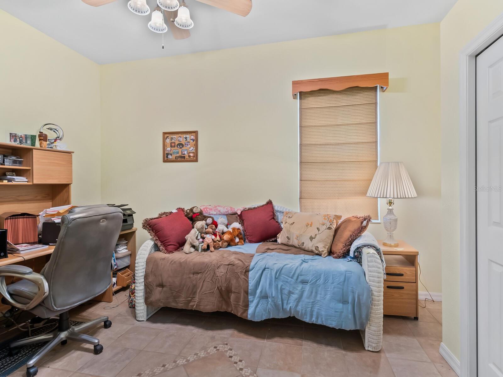 Image 30 of 55 For 280 Dahlia Court