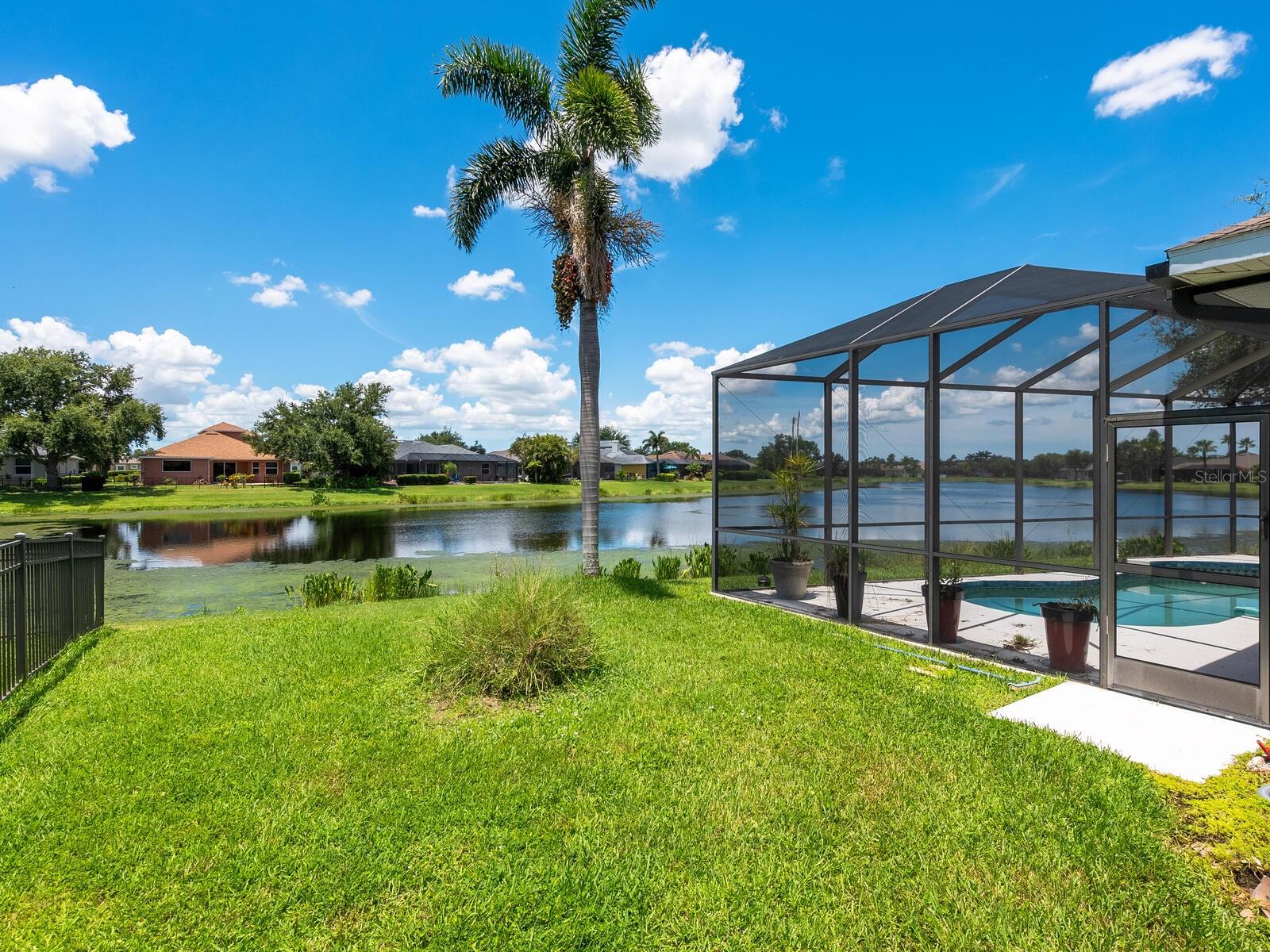 Image 36 of 55 For 280 Dahlia Court