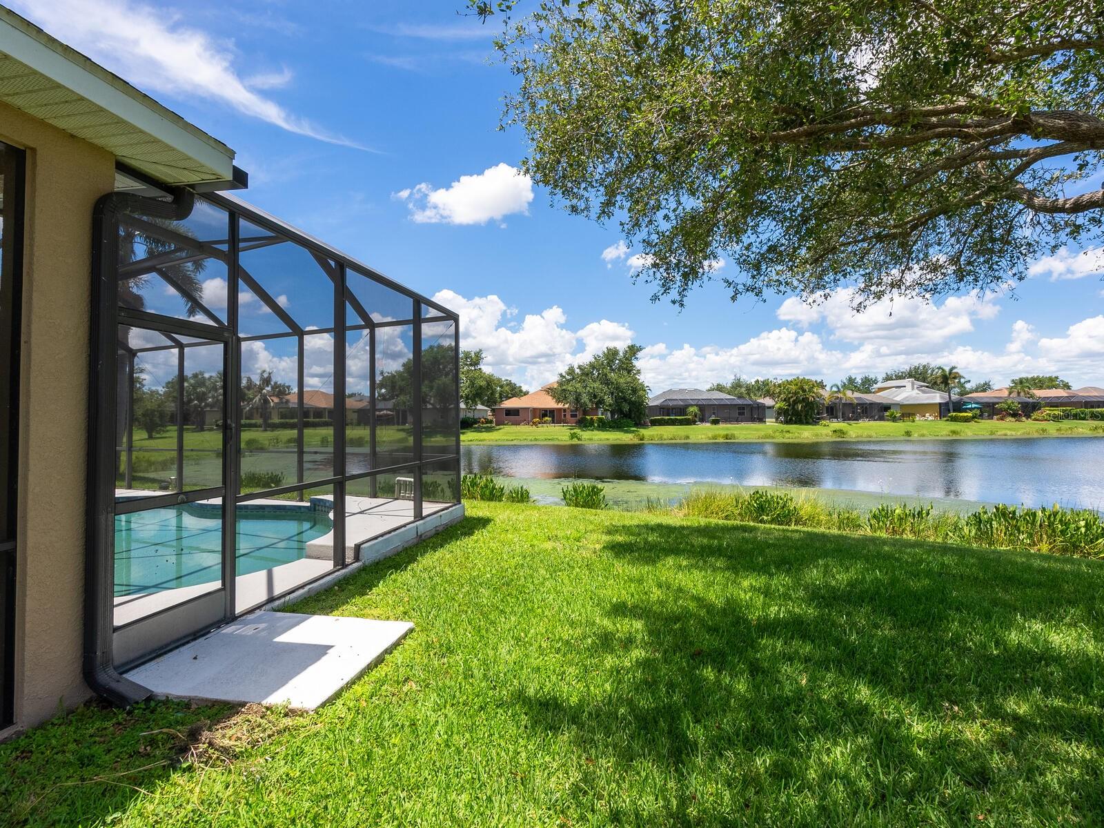 Image 7 of 55 For 280 Dahlia Court