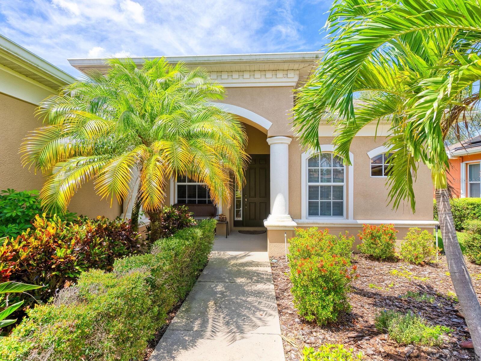 Image 8 of 55 For 280 Dahlia Court