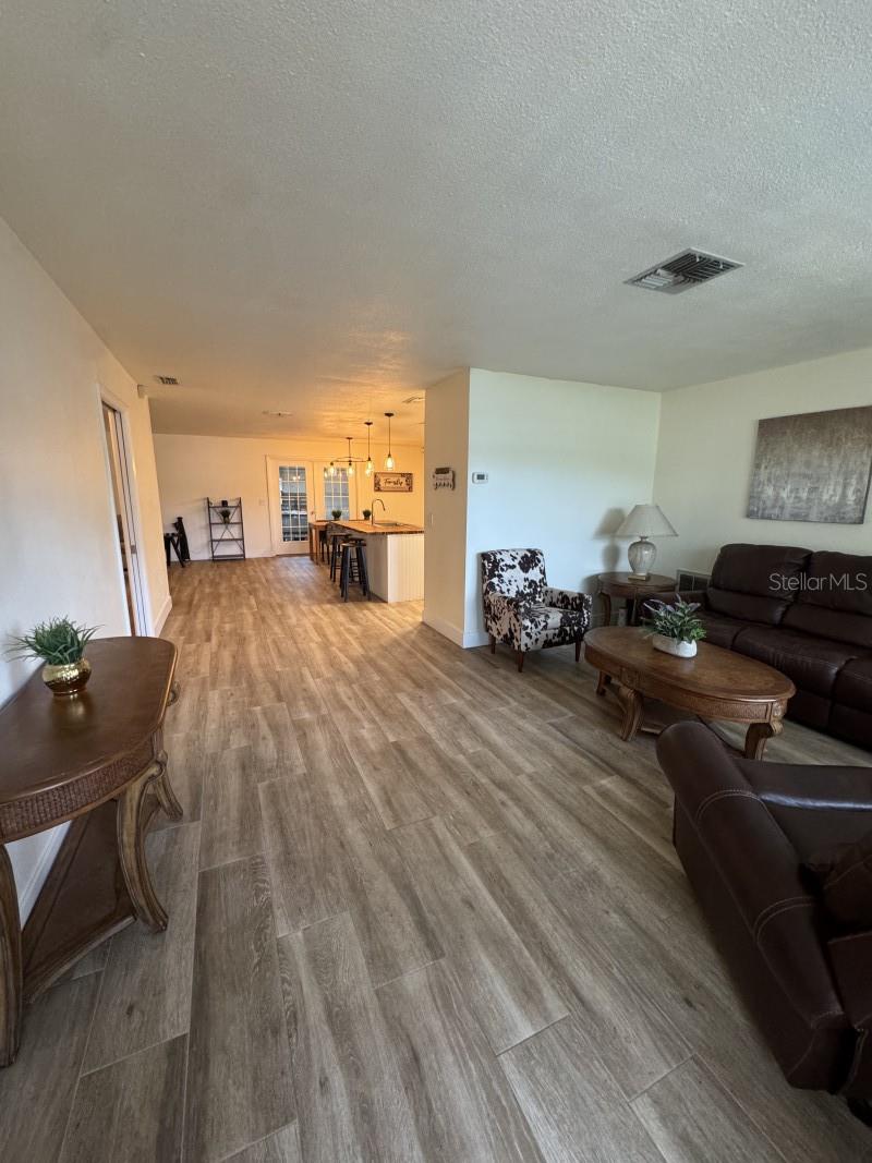 Image 4 of 12 For 15453 Aubrey Avenue