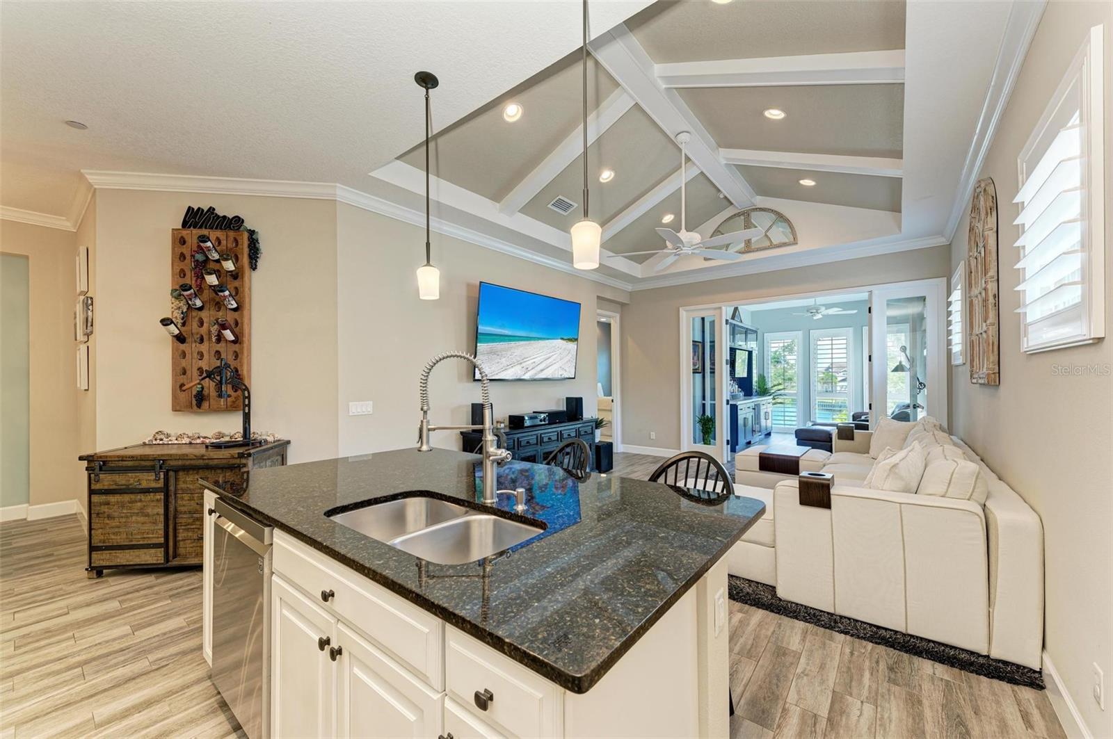 Image 13 of 98 For 367 Compass Point Drive 201