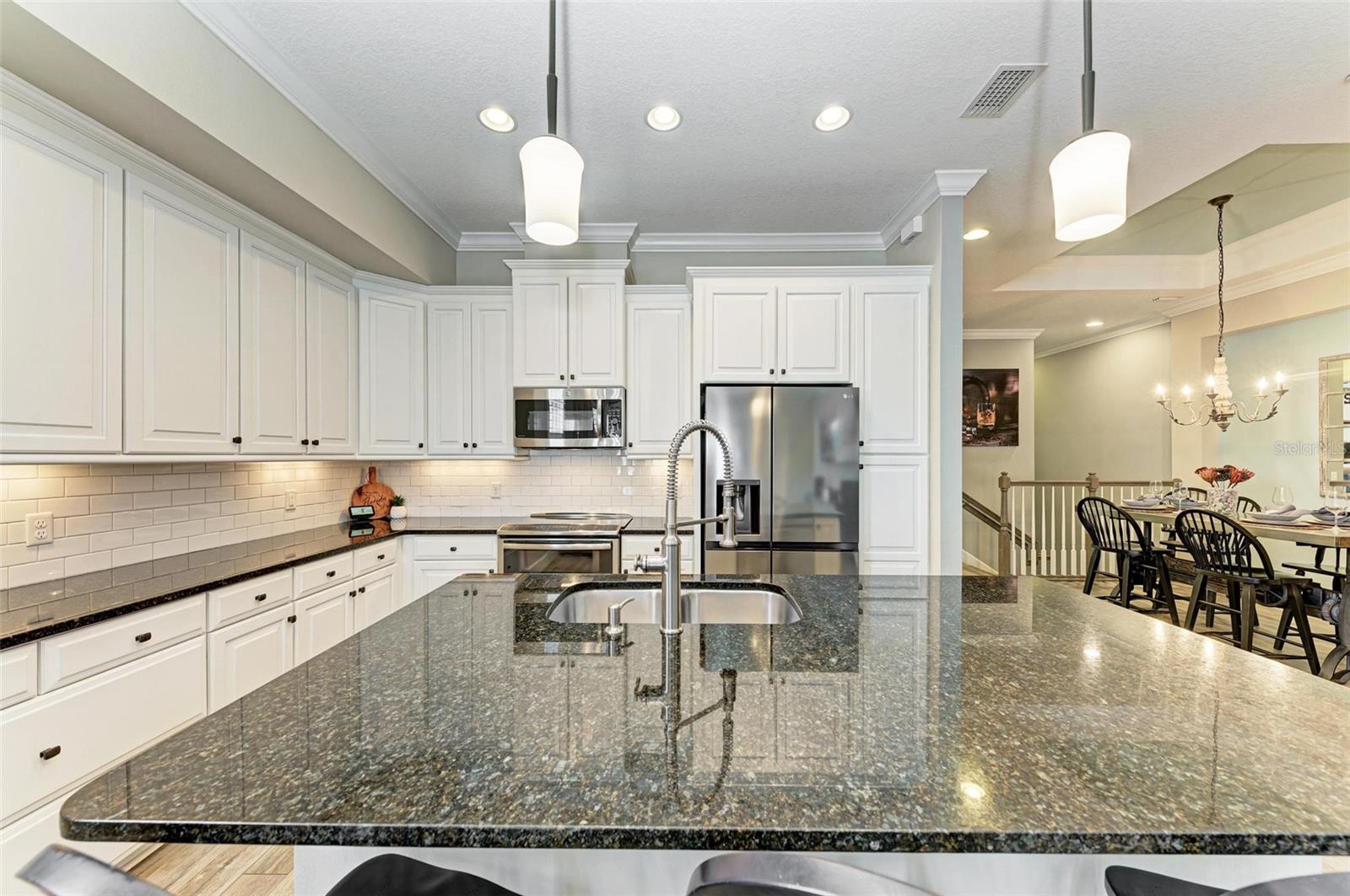 Image 15 of 98 For 367 Compass Point Drive 201