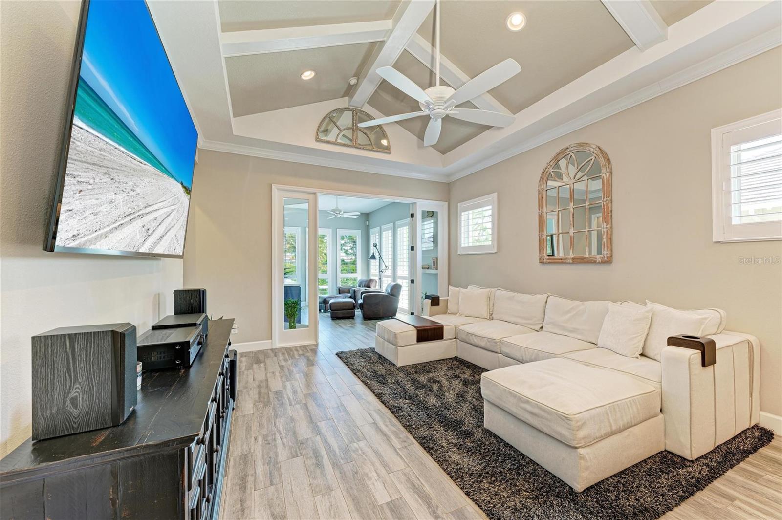 Image 17 of 98 For 367 Compass Point Drive 201