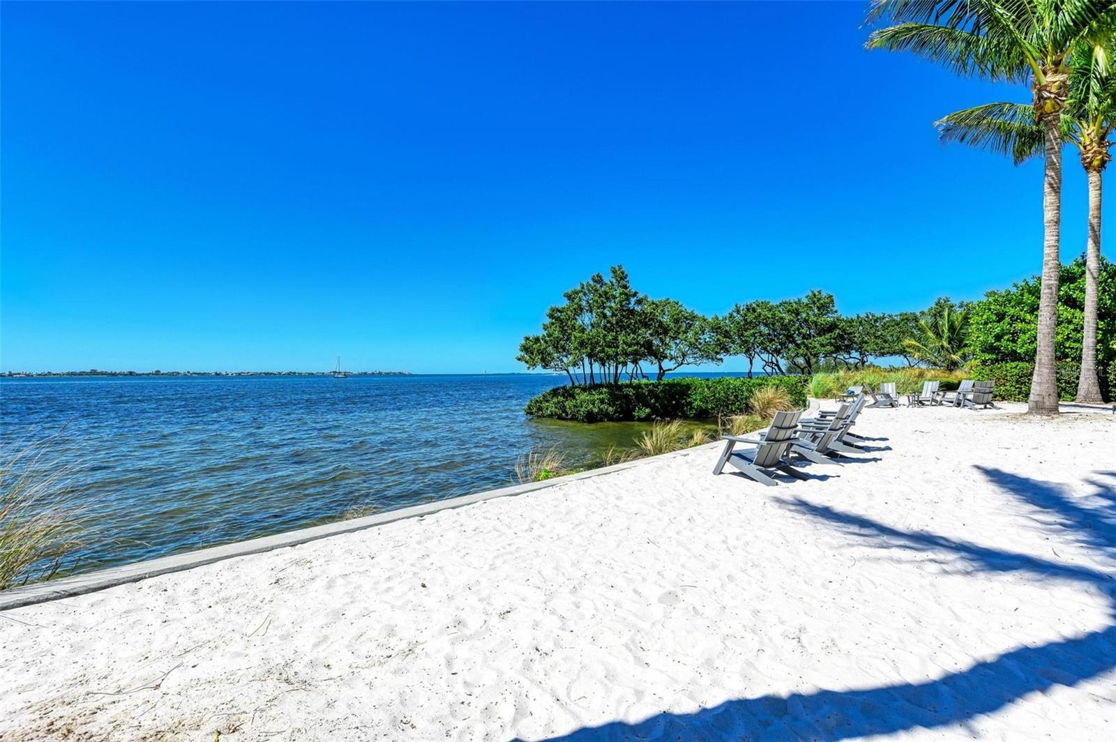 Image 70 of 98 For 367 Compass Point Drive 201