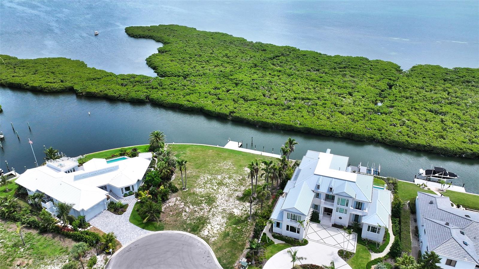 Image 8 of 18 For 1630 Harbor Cay Lane