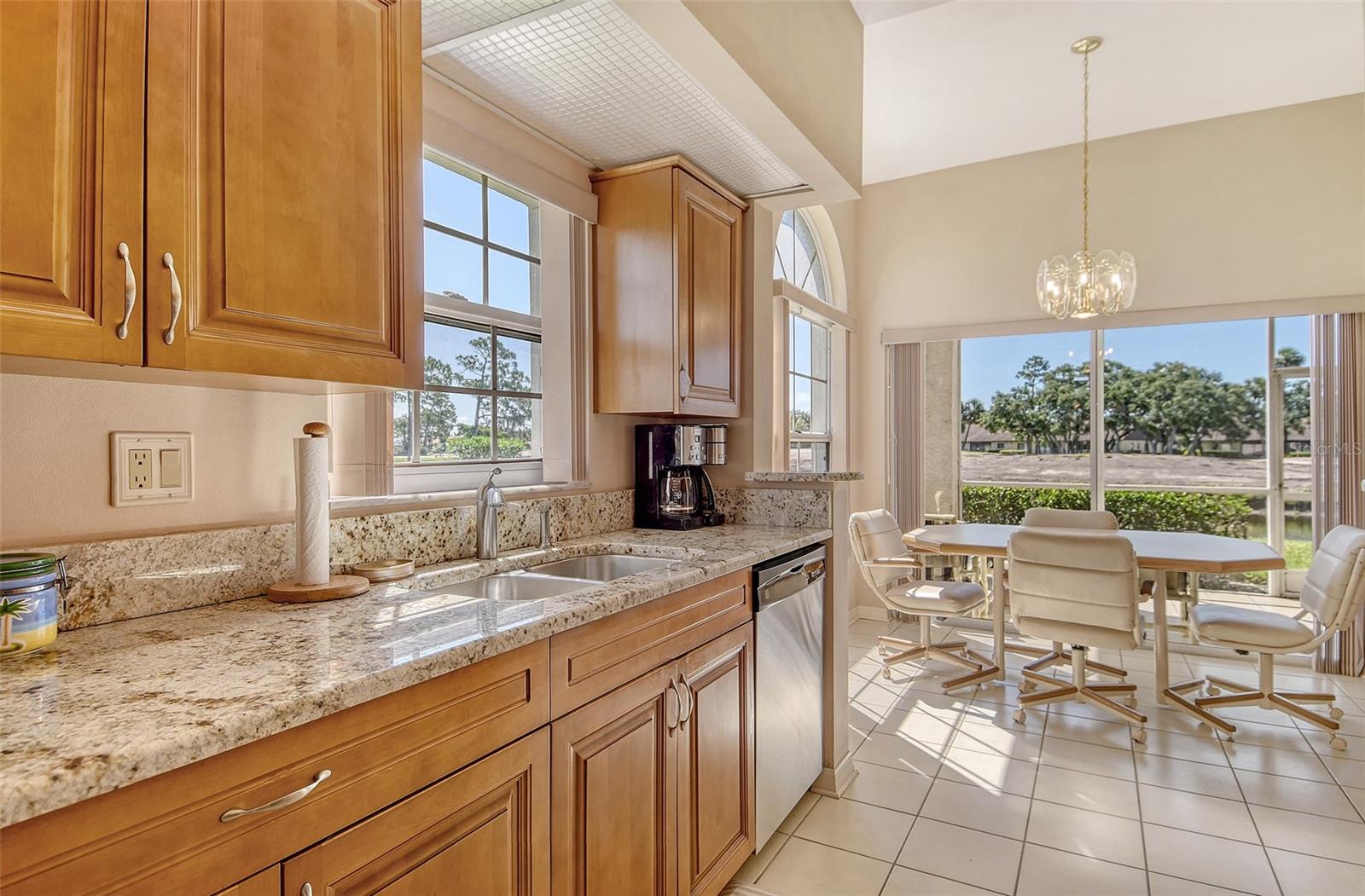 Image 10 of 34 For 5598 Golf Pointe Drive