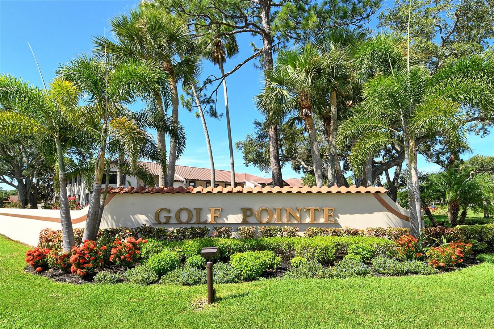 Image 29 of 34 For 5598 Golf Pointe Drive