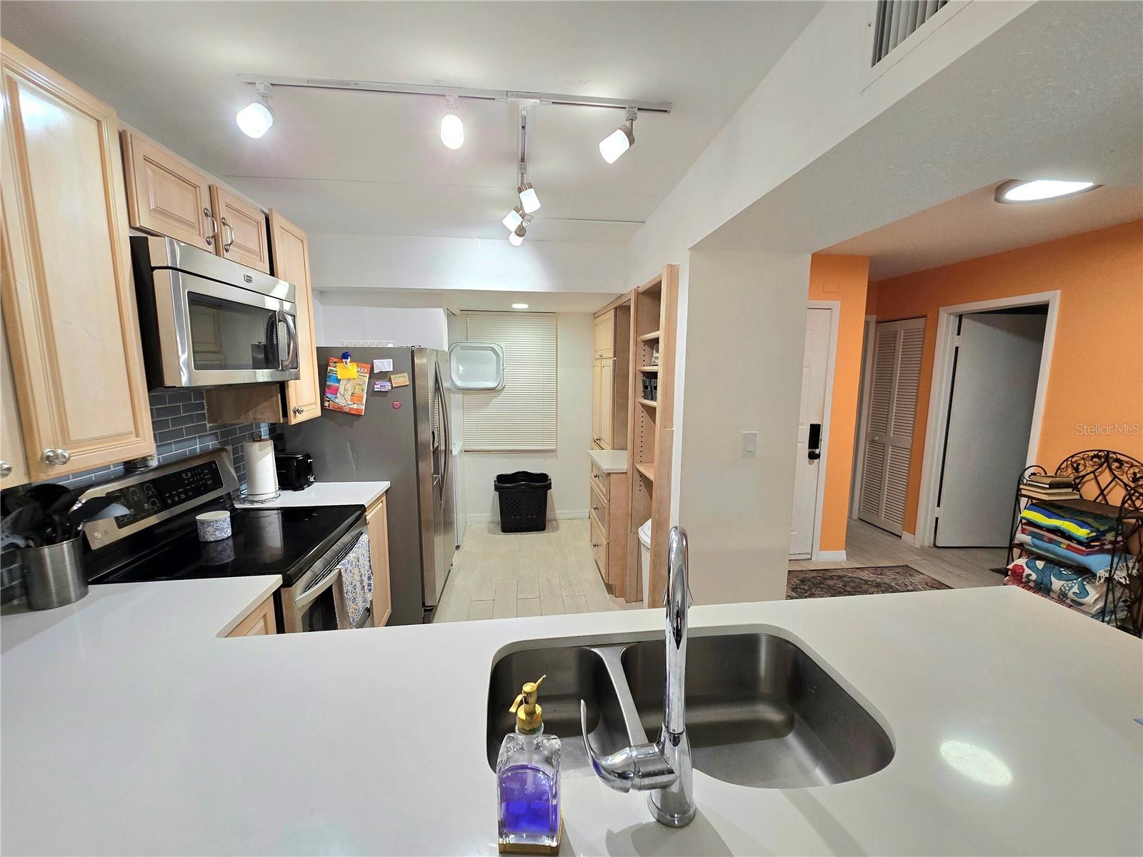 Image 11 of 34 For 7500 40th Avenue W 107
