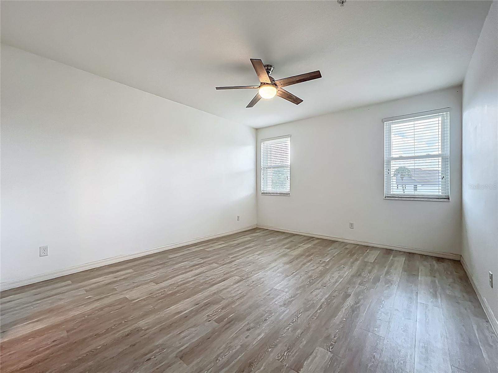Image 18 of 40 For 1510 Grantham Drive