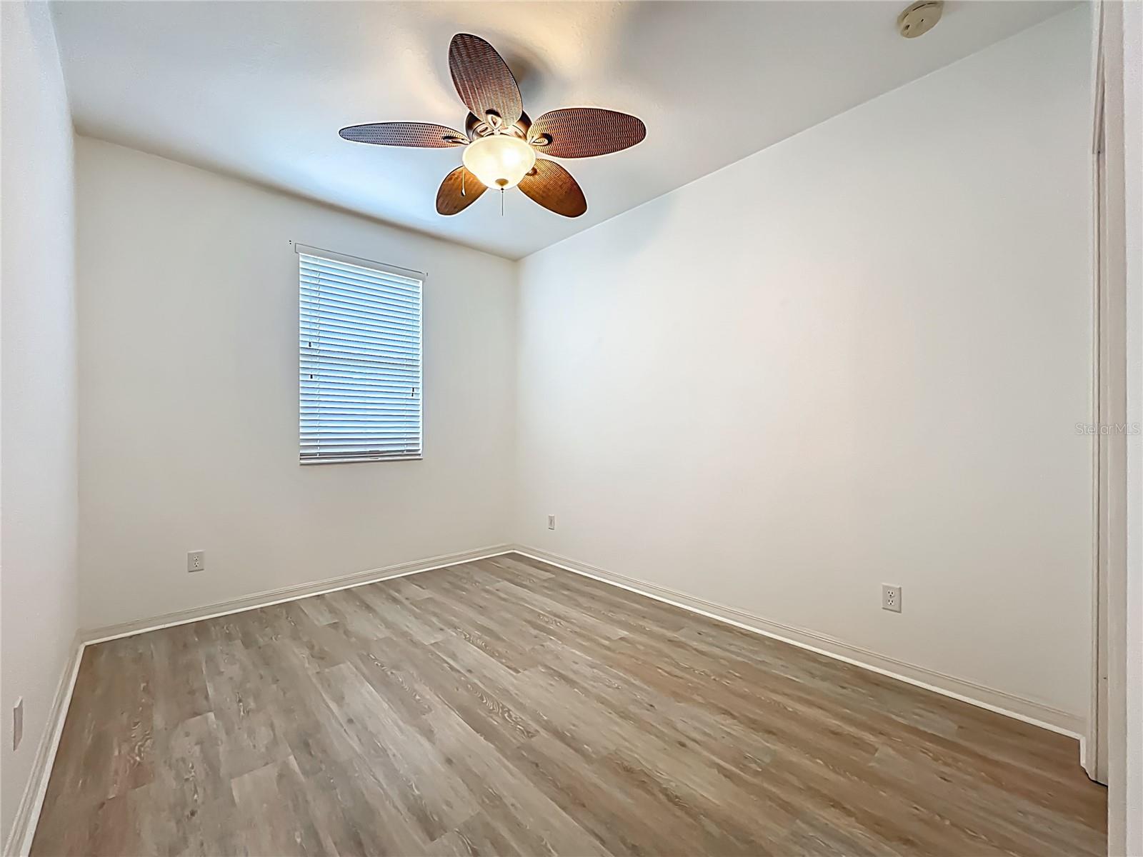 Image 26 of 40 For 1510 Grantham Drive
