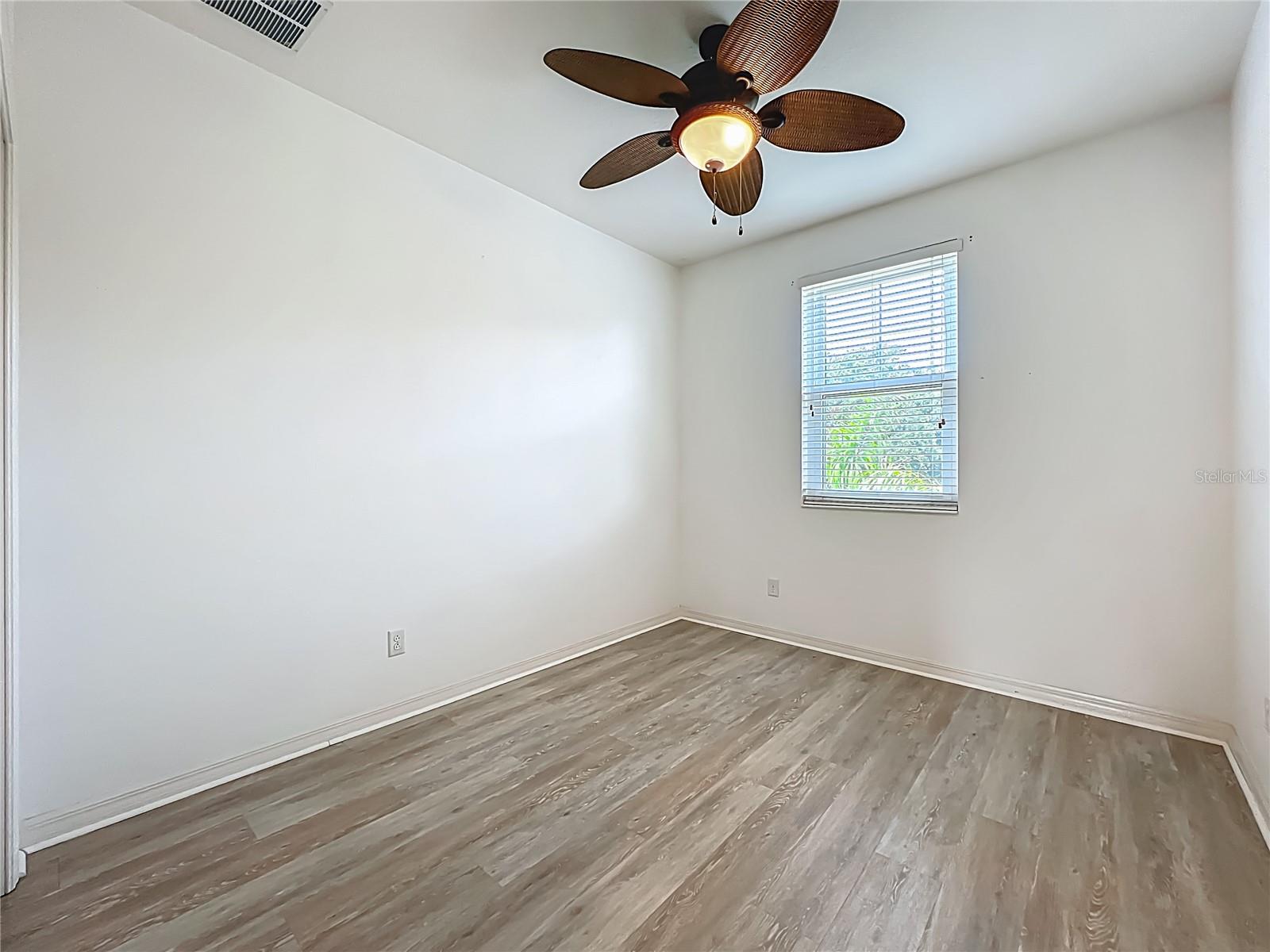 Image 29 of 40 For 1510 Grantham Drive