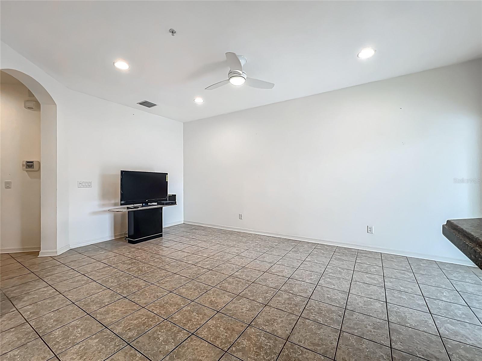 Image 7 of 40 For 1510 Grantham Drive