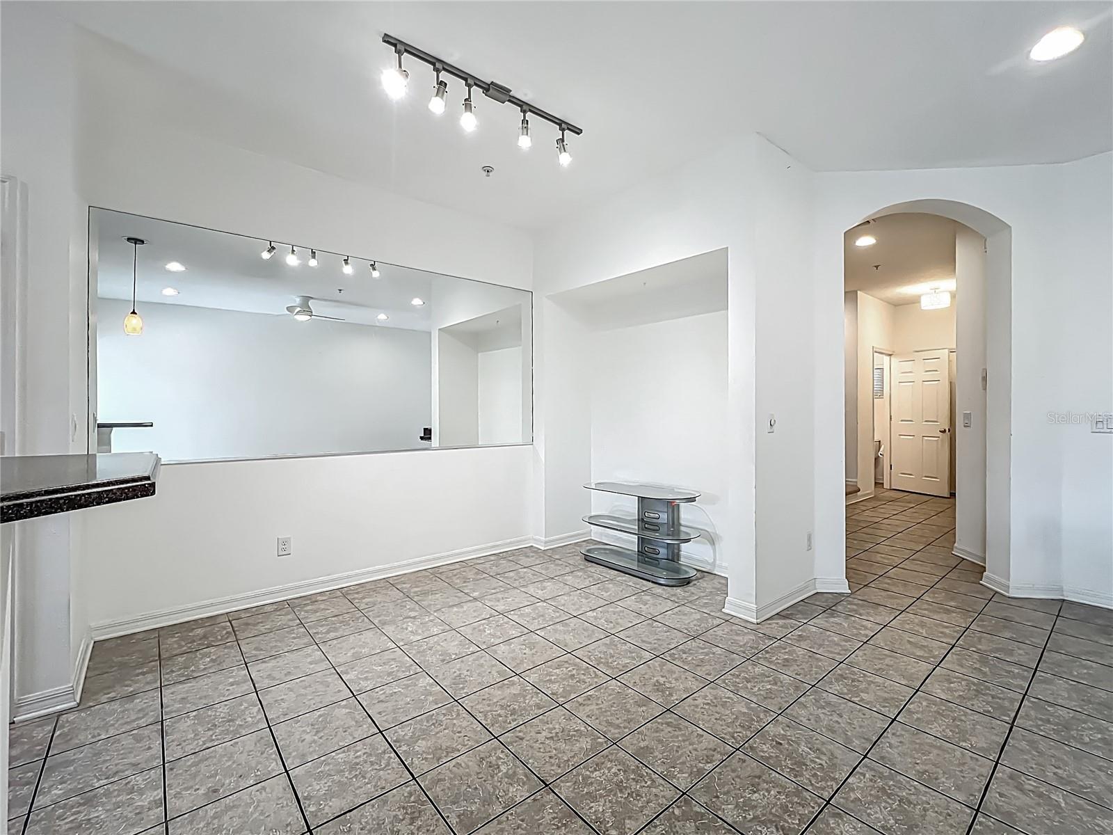 Image 9 of 40 For 1510 Grantham Drive