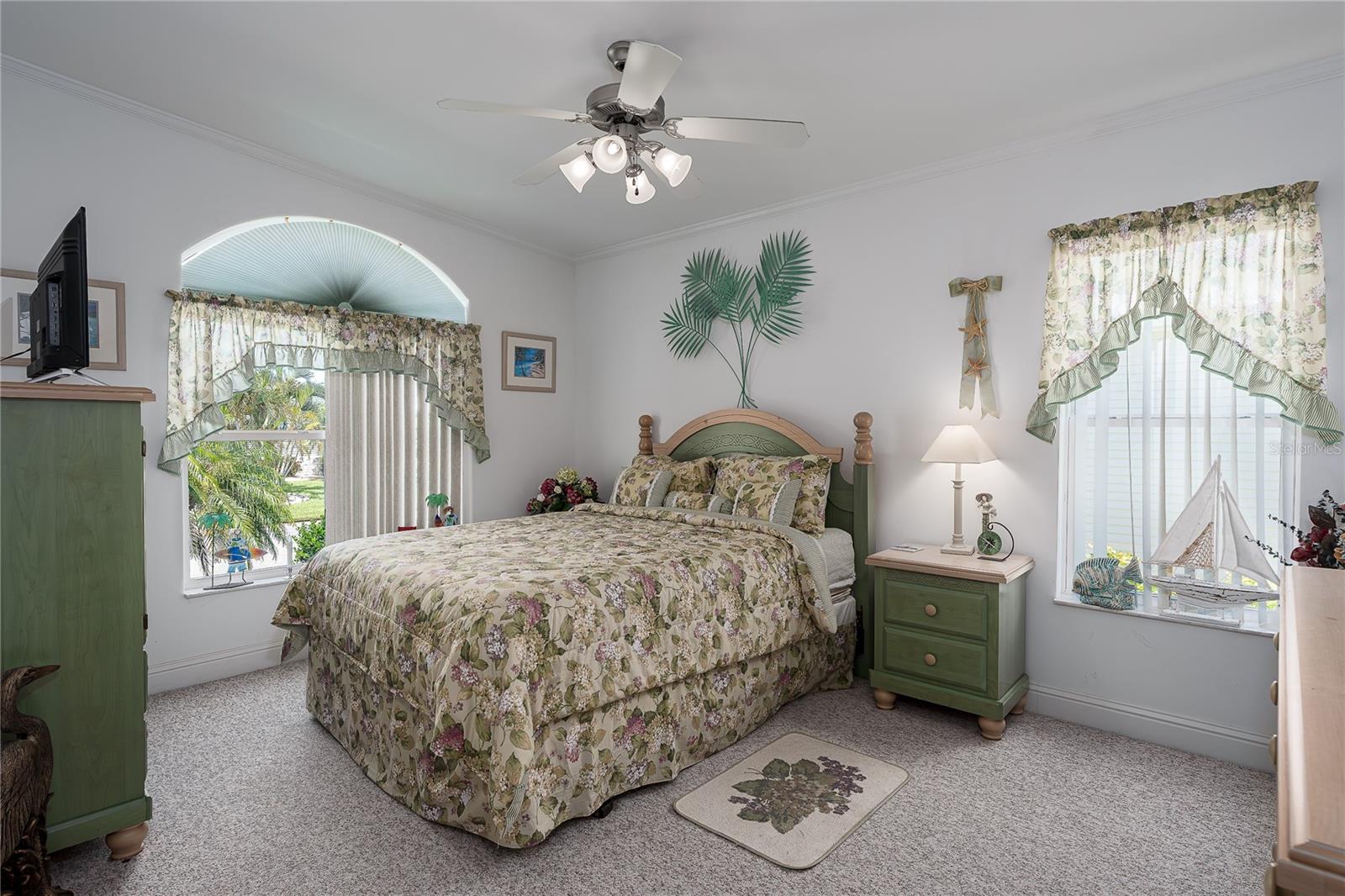 Image 18 of 37 For 8418 Regal Way