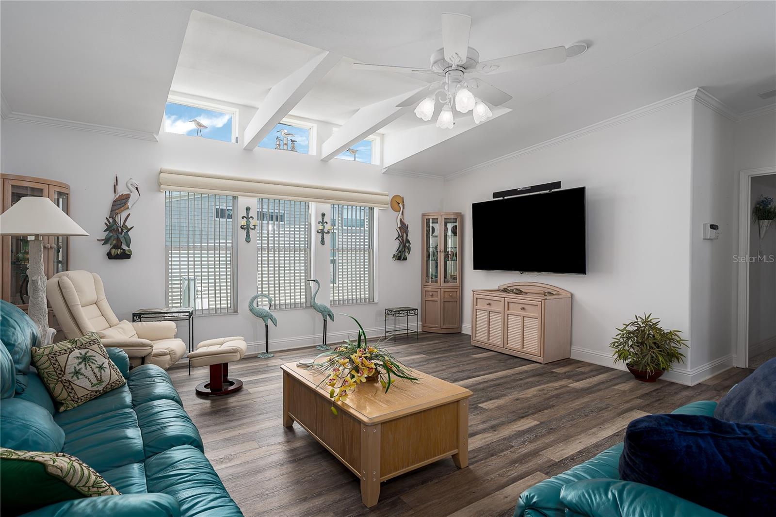 Image 2 of 37 For 8418 Regal Way