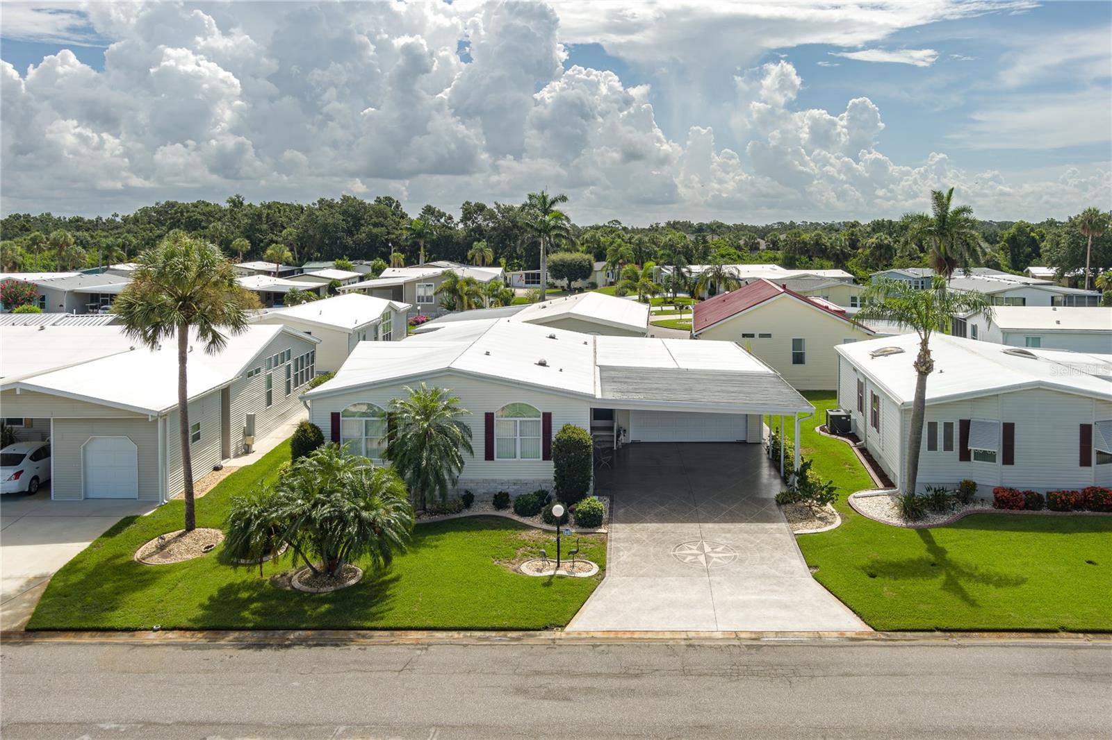 Image 27 of 37 For 8418 Regal Way