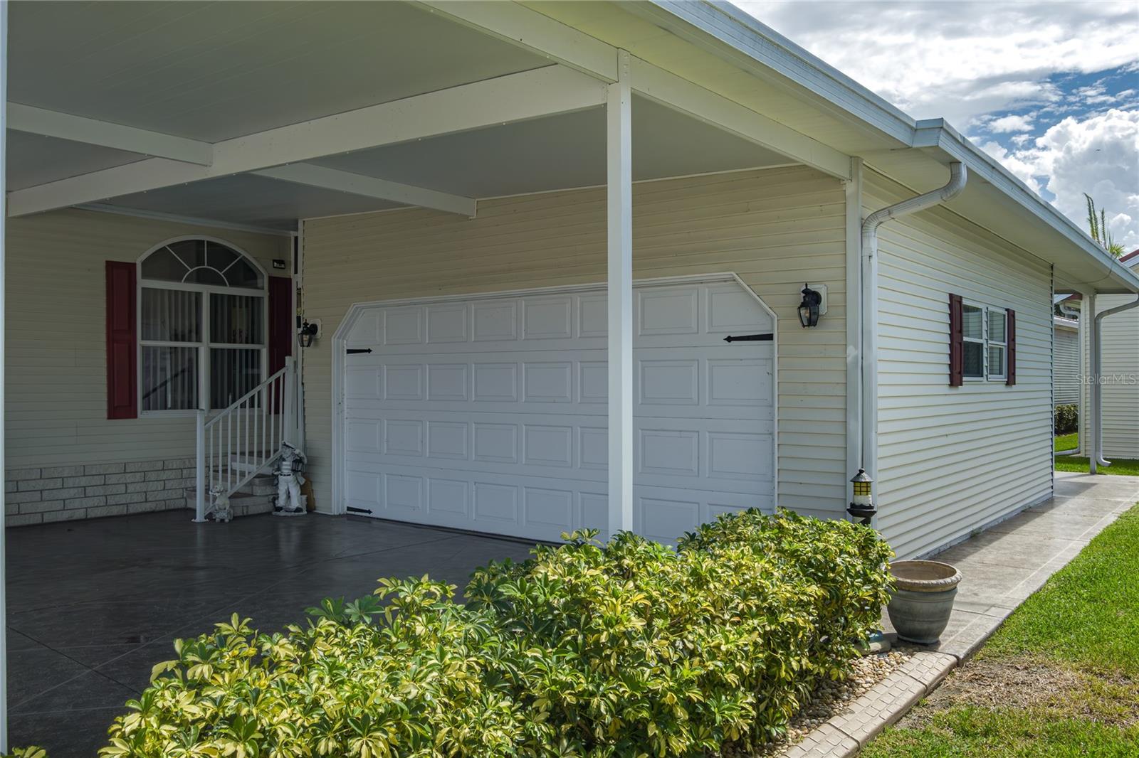 Image 31 of 37 For 8418 Regal Way