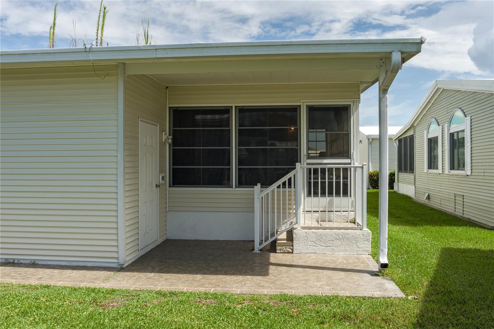 Image 32 of 37 For 8418 Regal Way