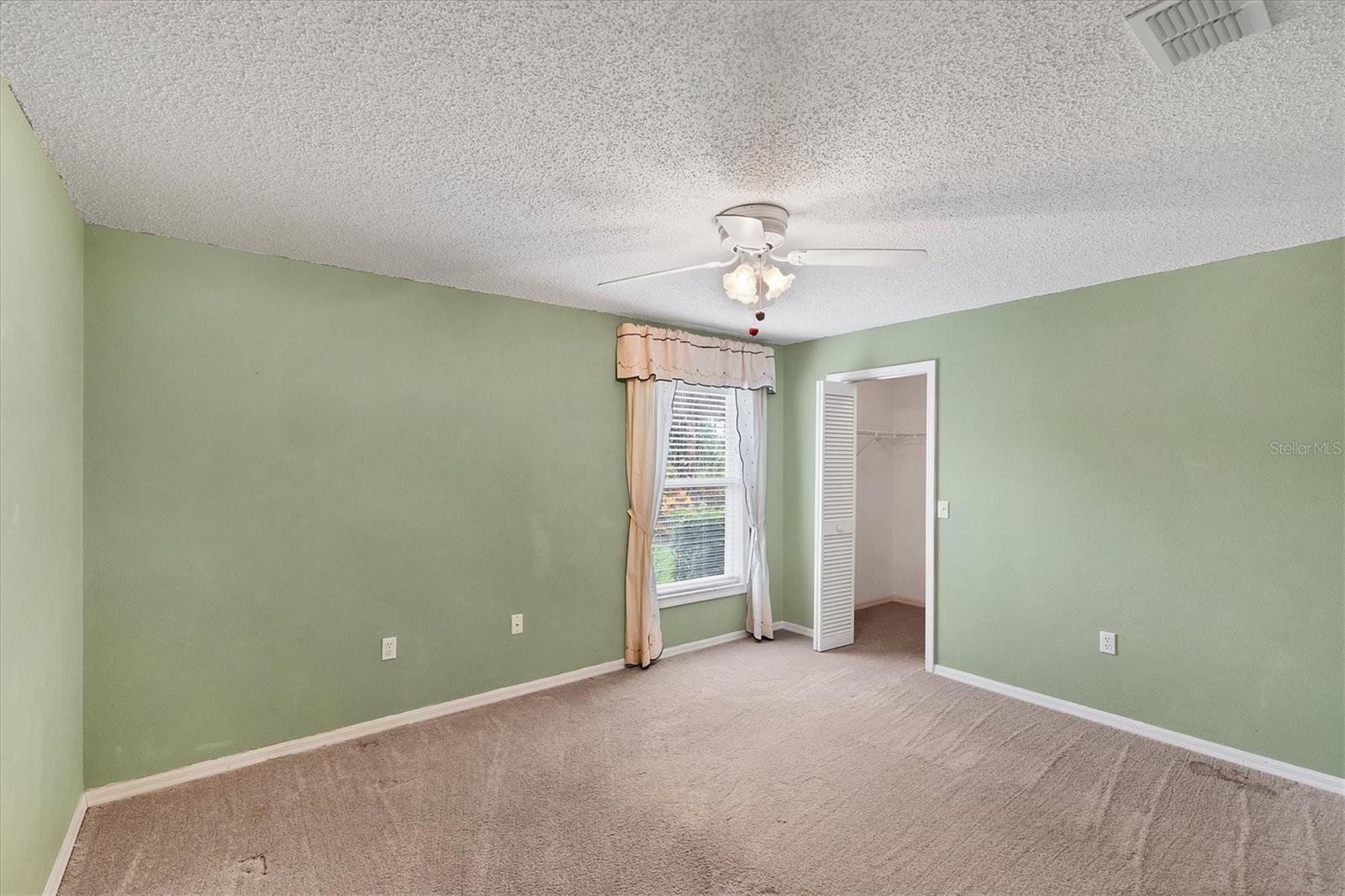 Image 22 of 42 For 6016 Ferndell Street