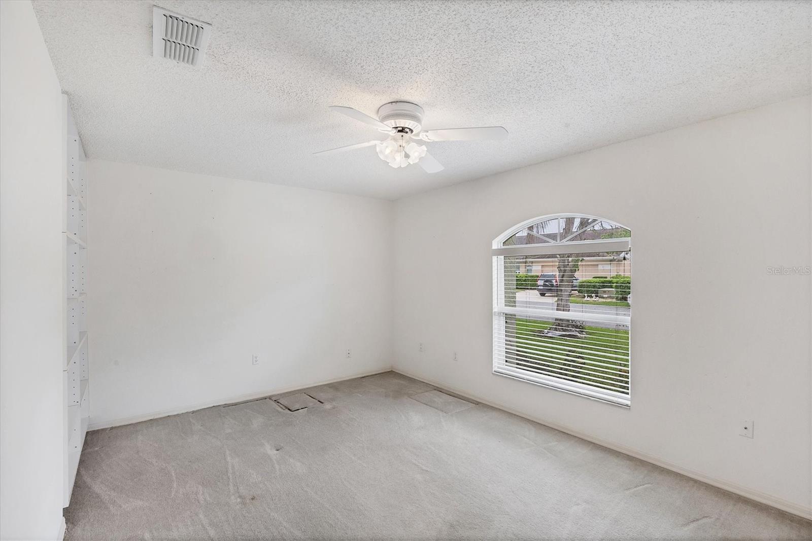Image 28 of 42 For 6016 Ferndell Street