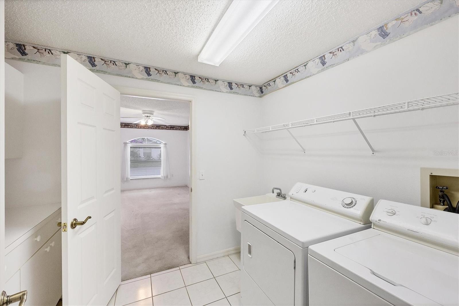 Image 31 of 42 For 6016 Ferndell Street