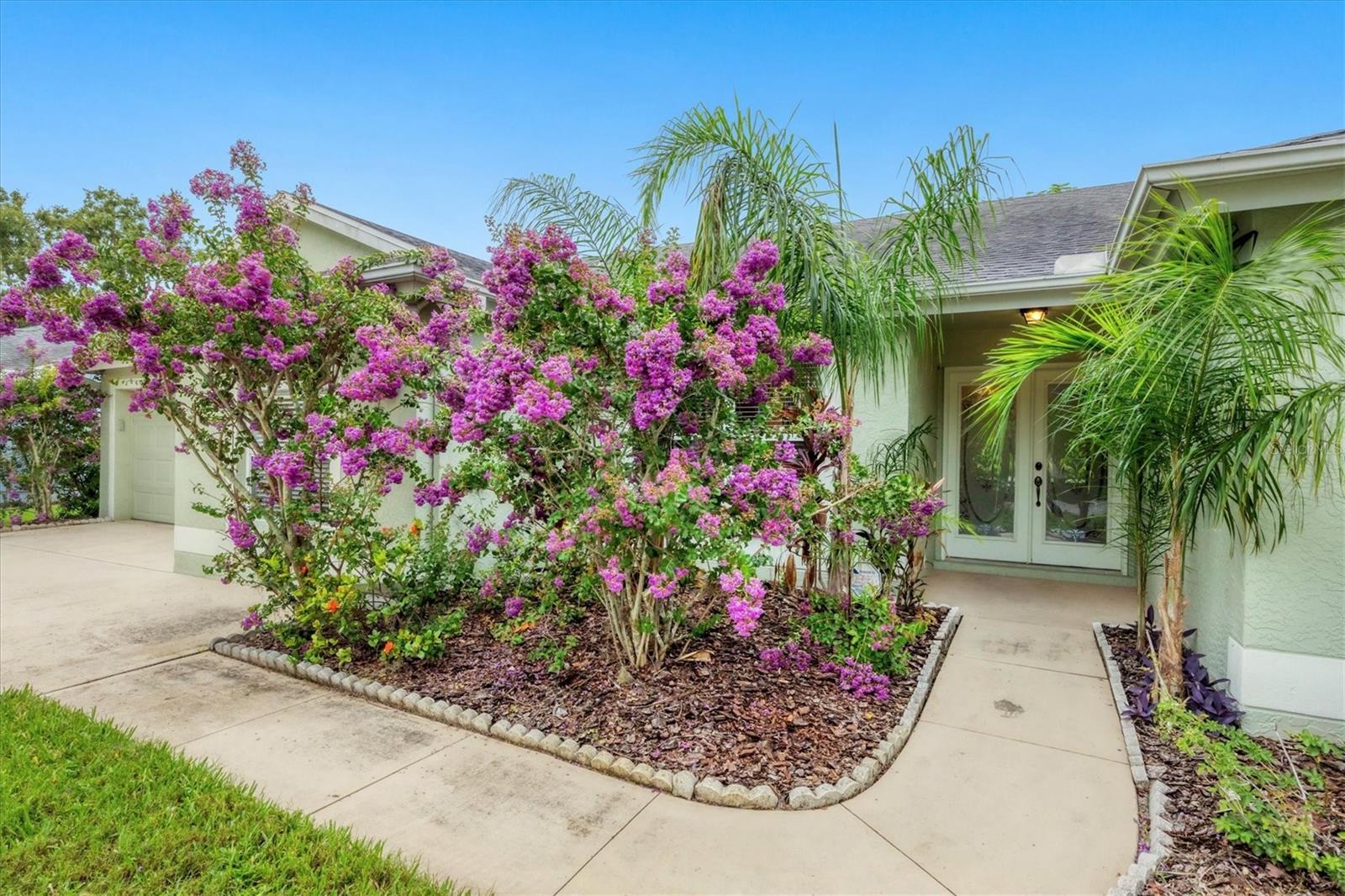Image 5 of 42 For 6016 Ferndell Street
