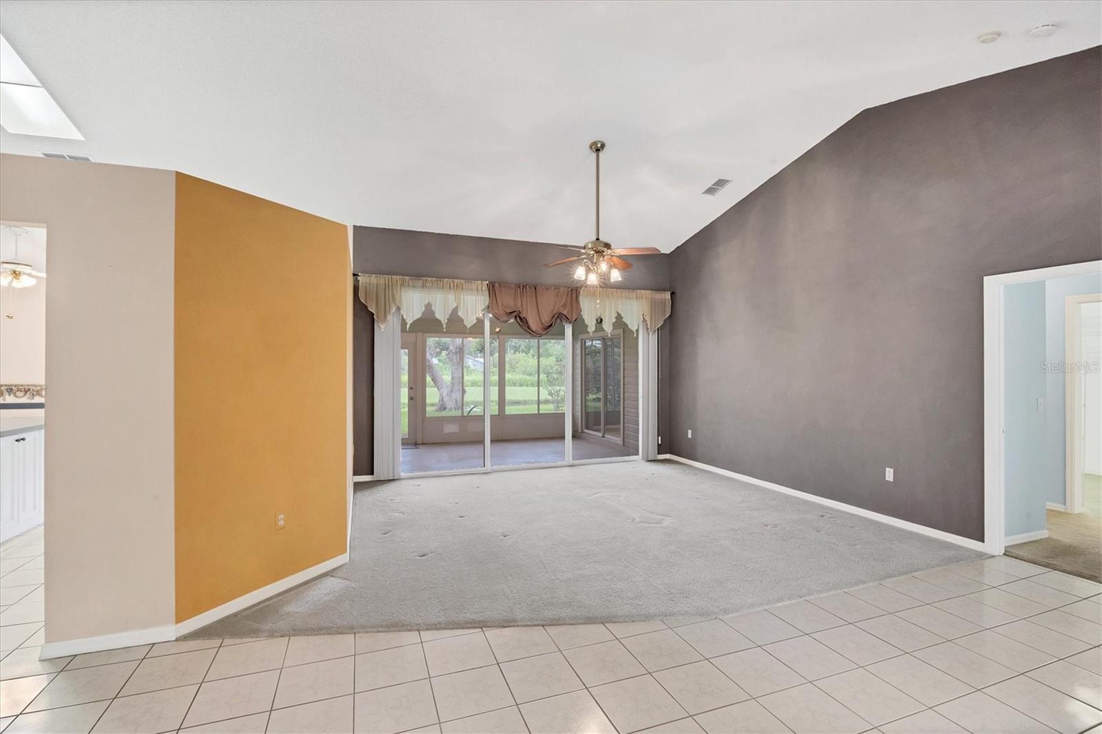 Image 8 of 42 For 6016 Ferndell Street