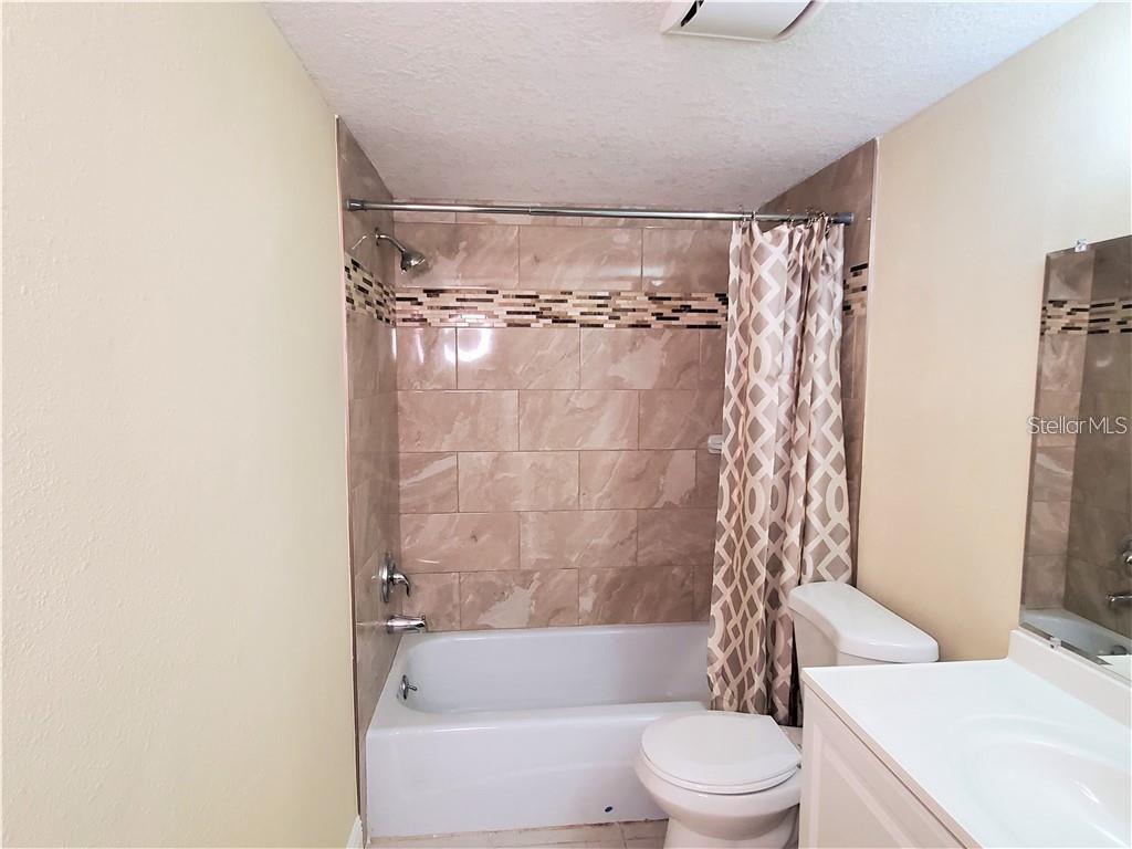 Image 15 of 31 For 2763 Woodgate Lane 105