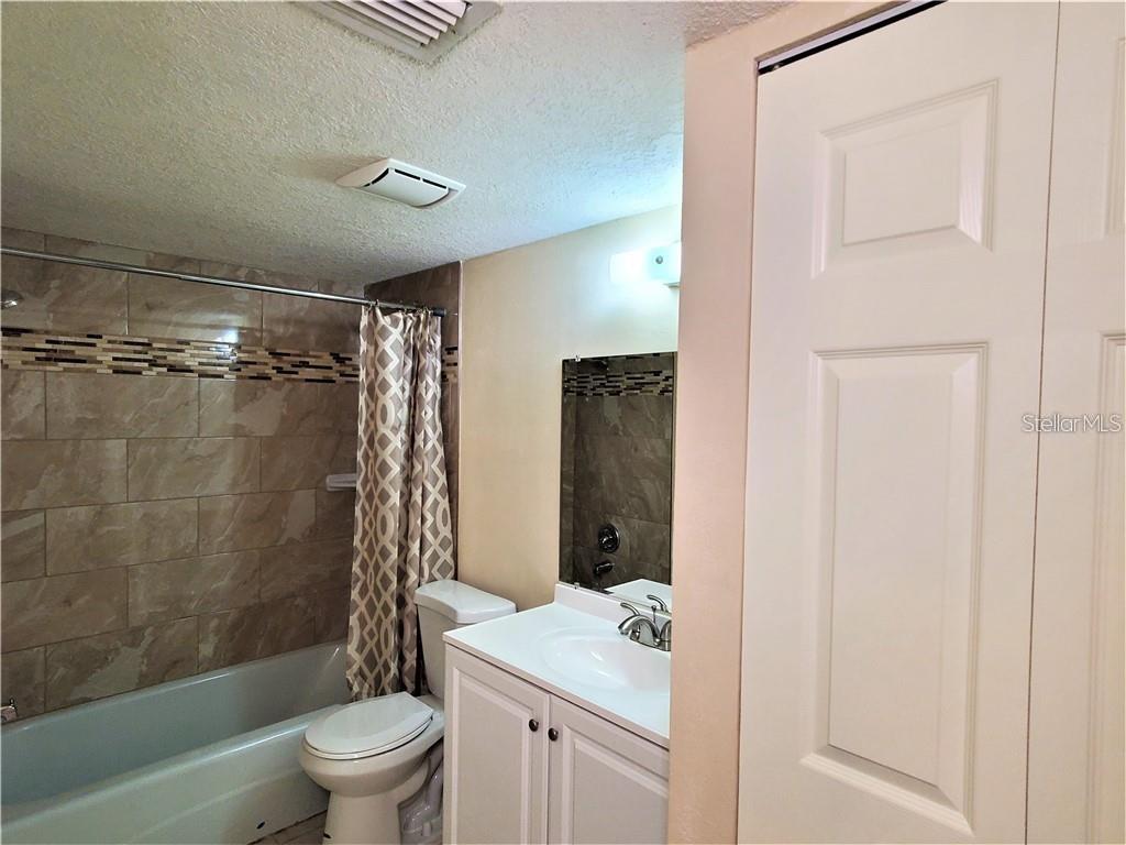 Image 16 of 31 For 2763 Woodgate Lane 105