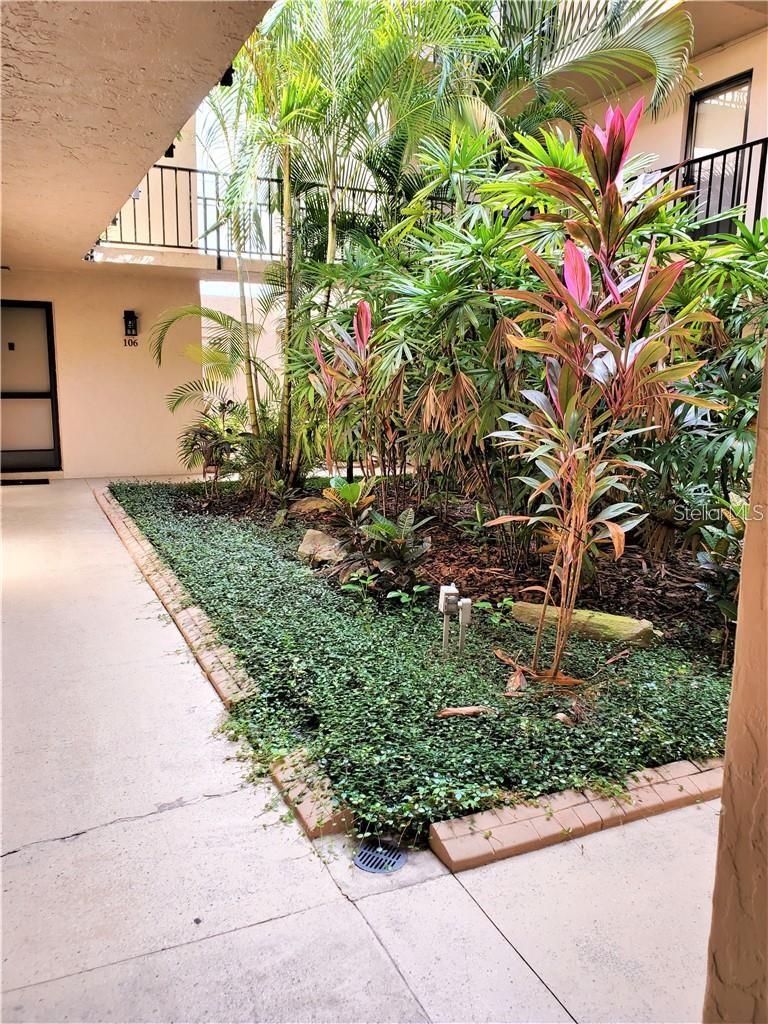 Image 3 of 31 For 2763 Woodgate Lane 105