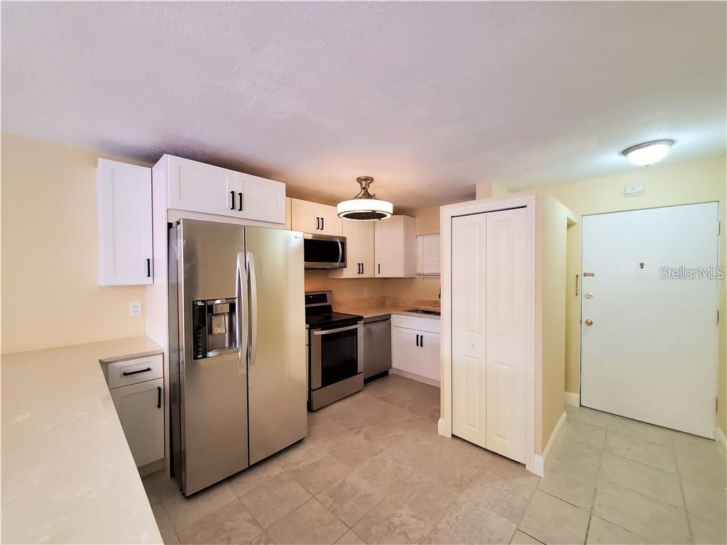 Image 6 of 31 For 2763 Woodgate Lane 105
