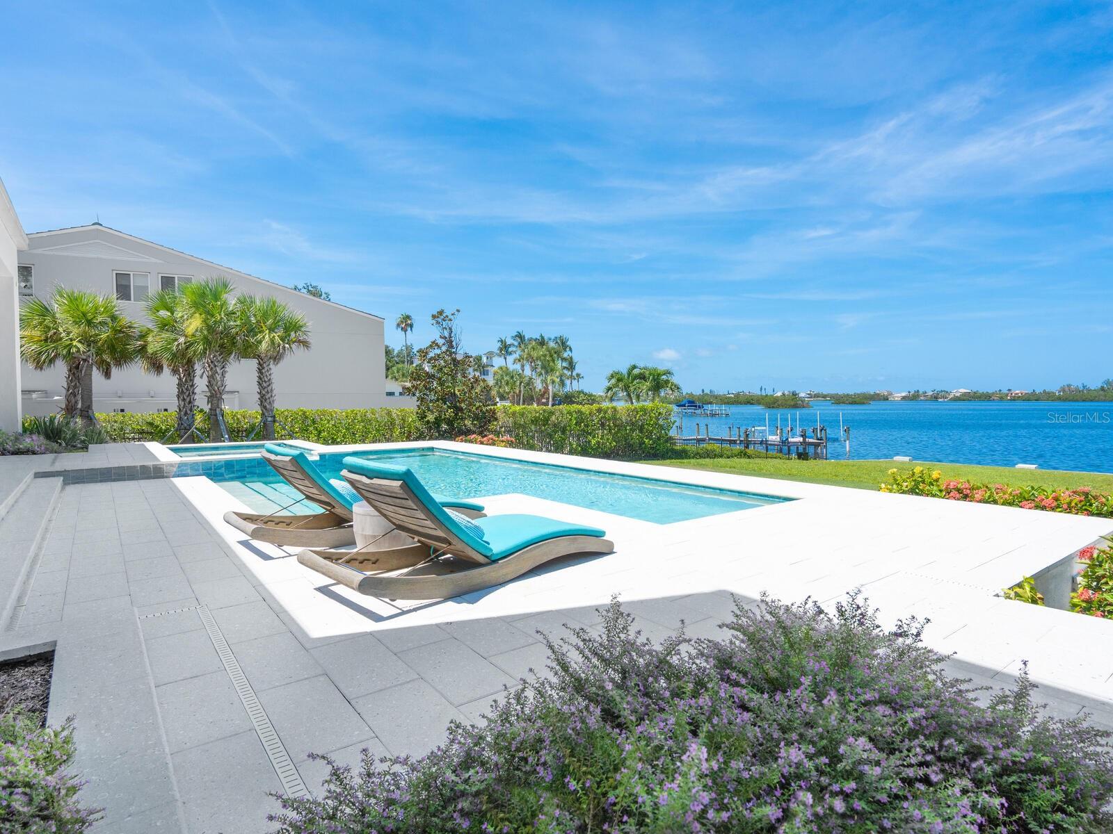 Image 62 of 99 For 622 Bayshore Drive