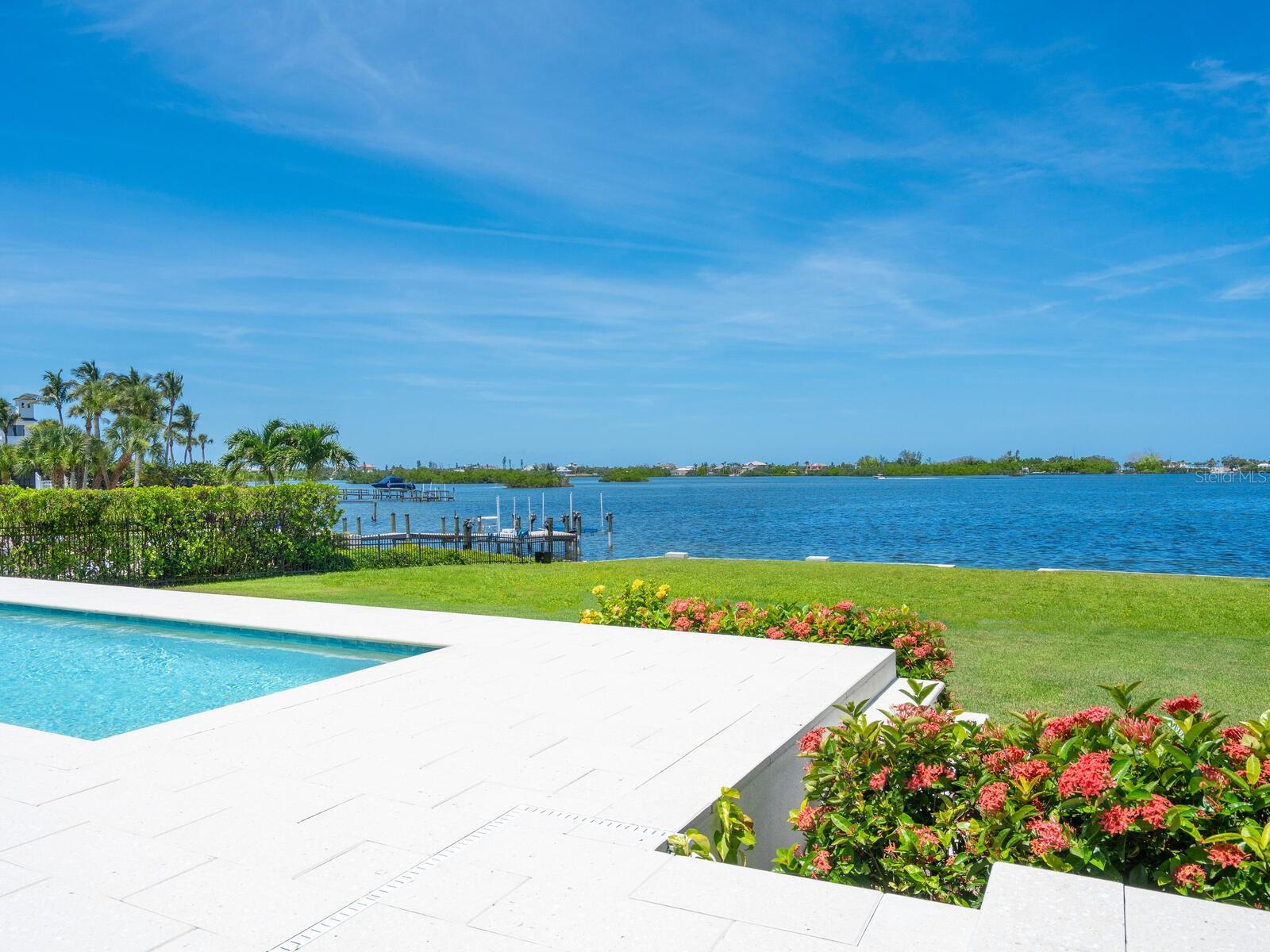 Image 65 of 99 For 622 Bayshore Drive