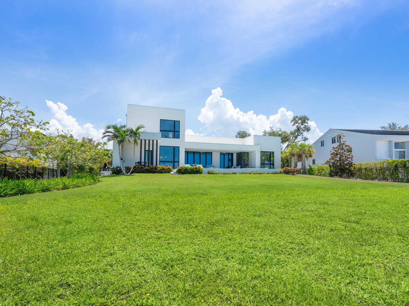 Image 69 of 99 For 622 Bayshore Drive