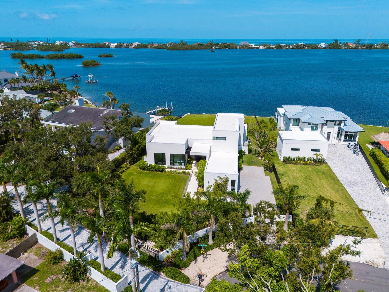 Image 98 of 99 For 622 Bayshore Drive